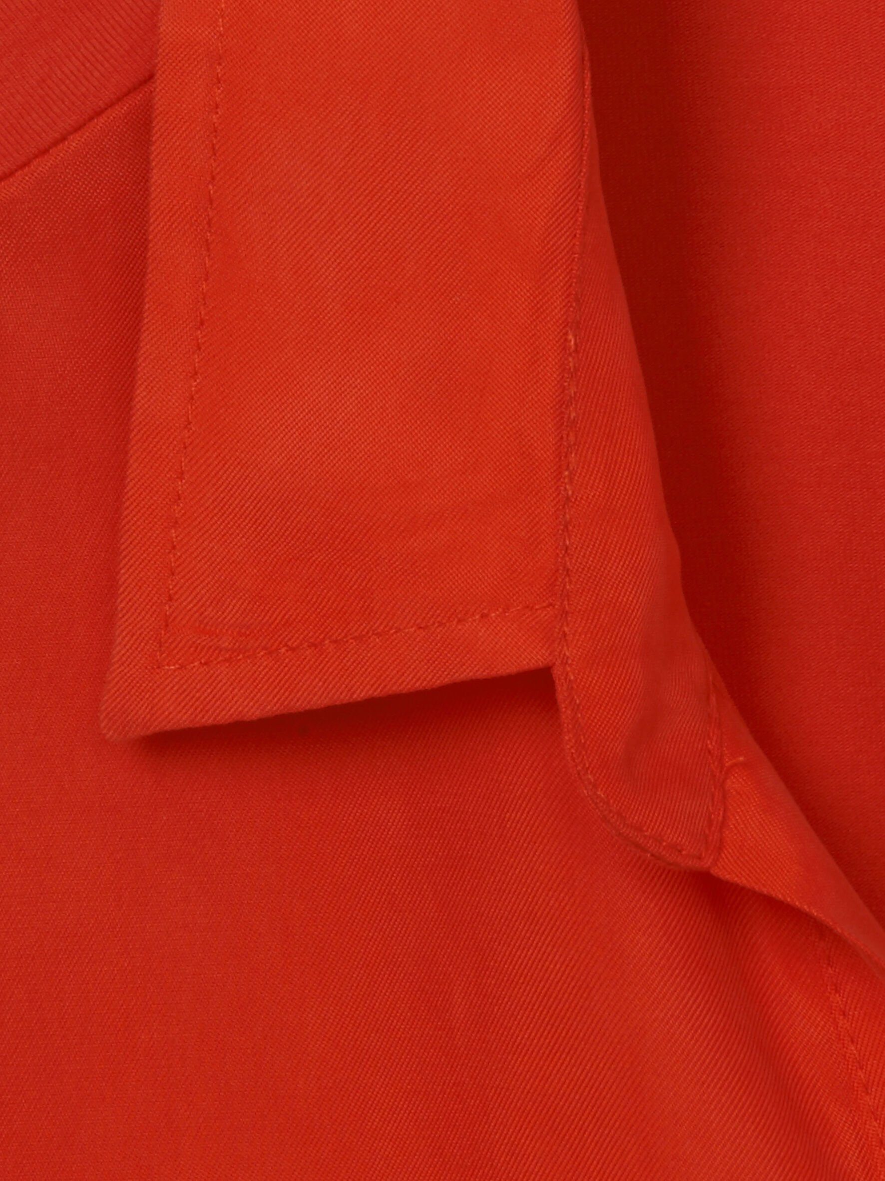 unifarbenem Design orange FRAPP mit Langarmbluse