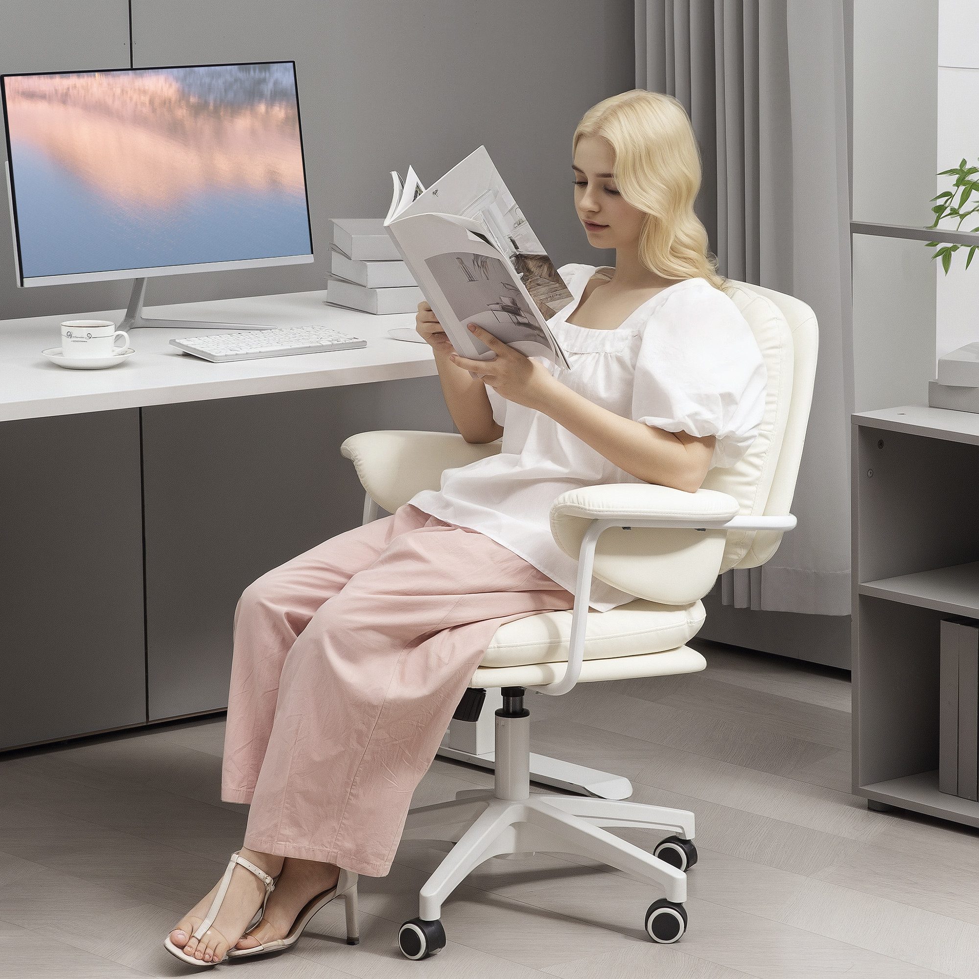 HOMCOM Schreibtischstuhl Bürostuhl mit Kippfunktion, höhenverstellbarer Drehstuhl (Bürostuhl, 1 St), bis 120 kg belastbar, für Büro, Arbeitszimmer, Weiß