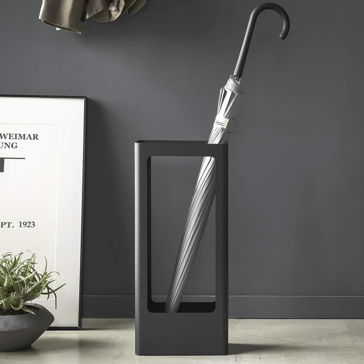 Yamazaki Schirmständer »Tower«, Regenschirmständer, aus Metall,  freistehend, modern, schwarz, schlichter skandinavischer Stil online kaufen  | OTTO