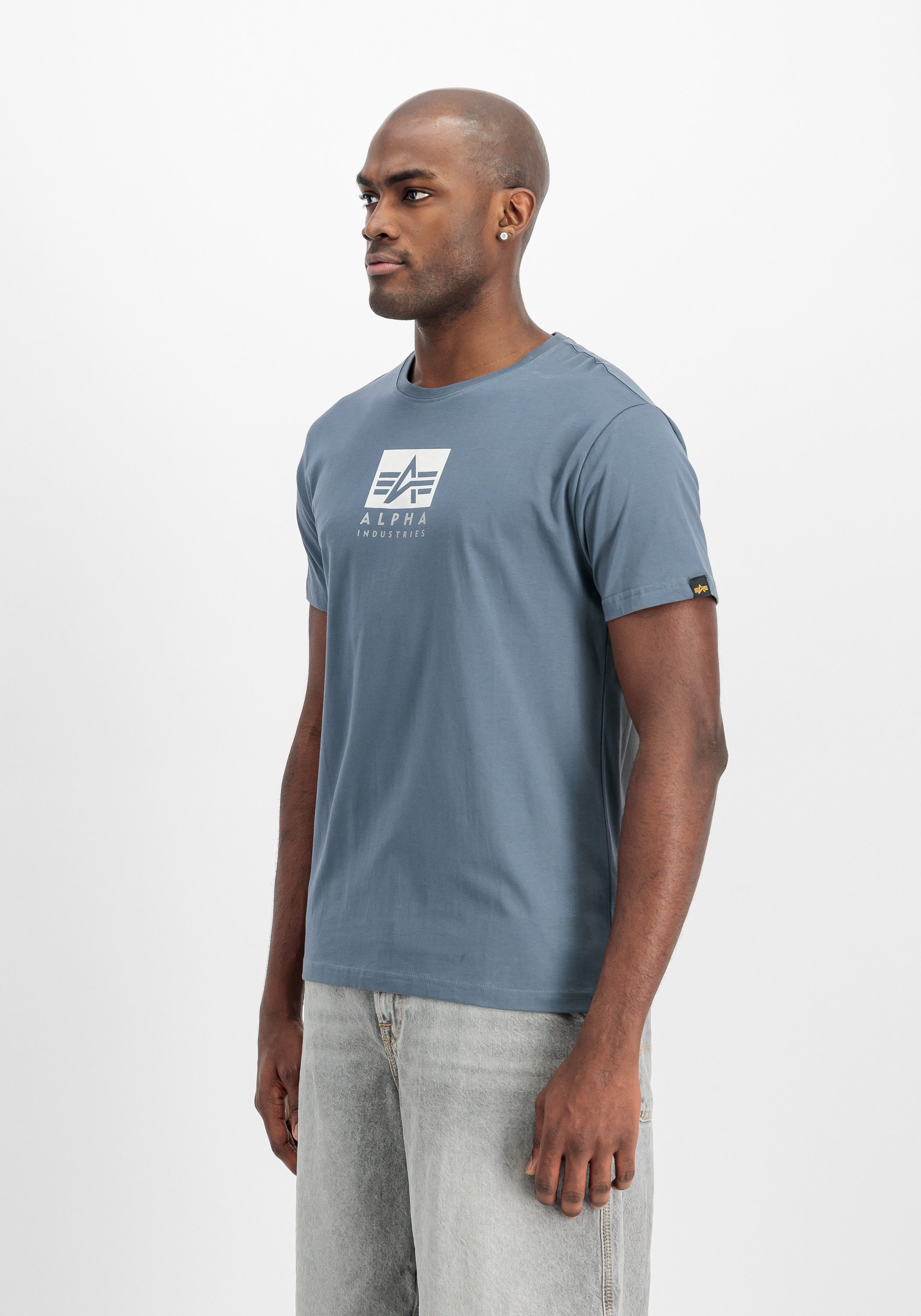 T-Shirt Satin Logo T-Shirt