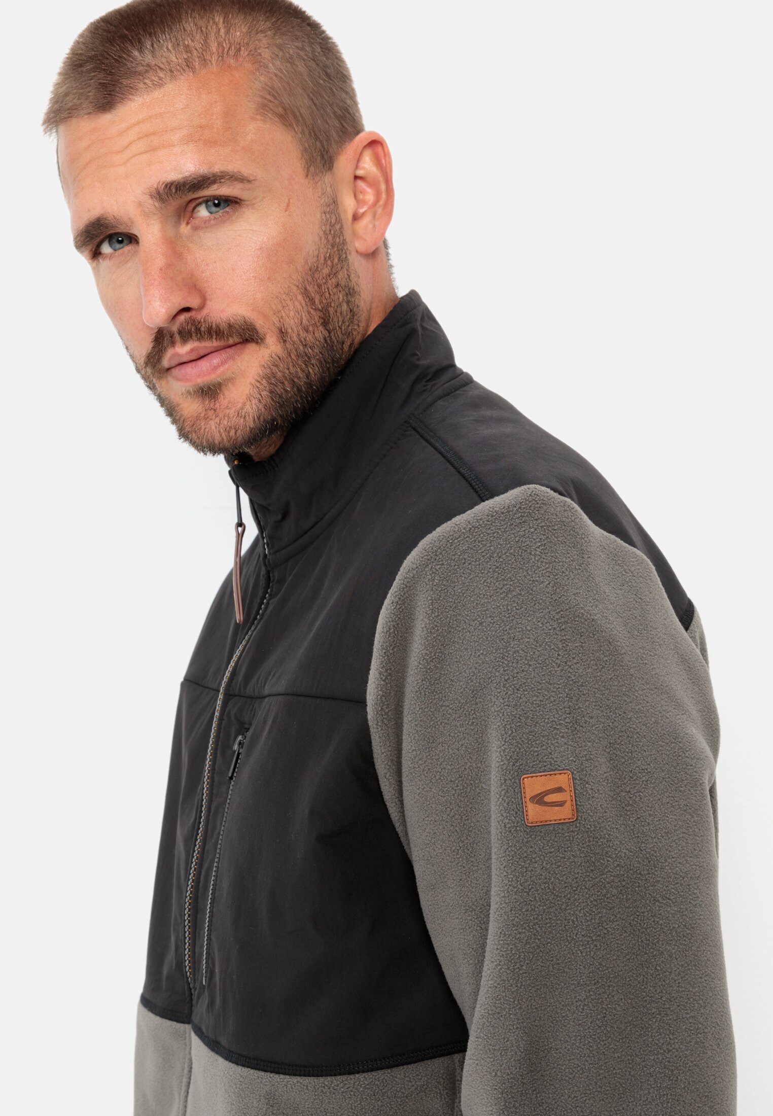 camel active Fleecejacke aus recyceltem Material Badge