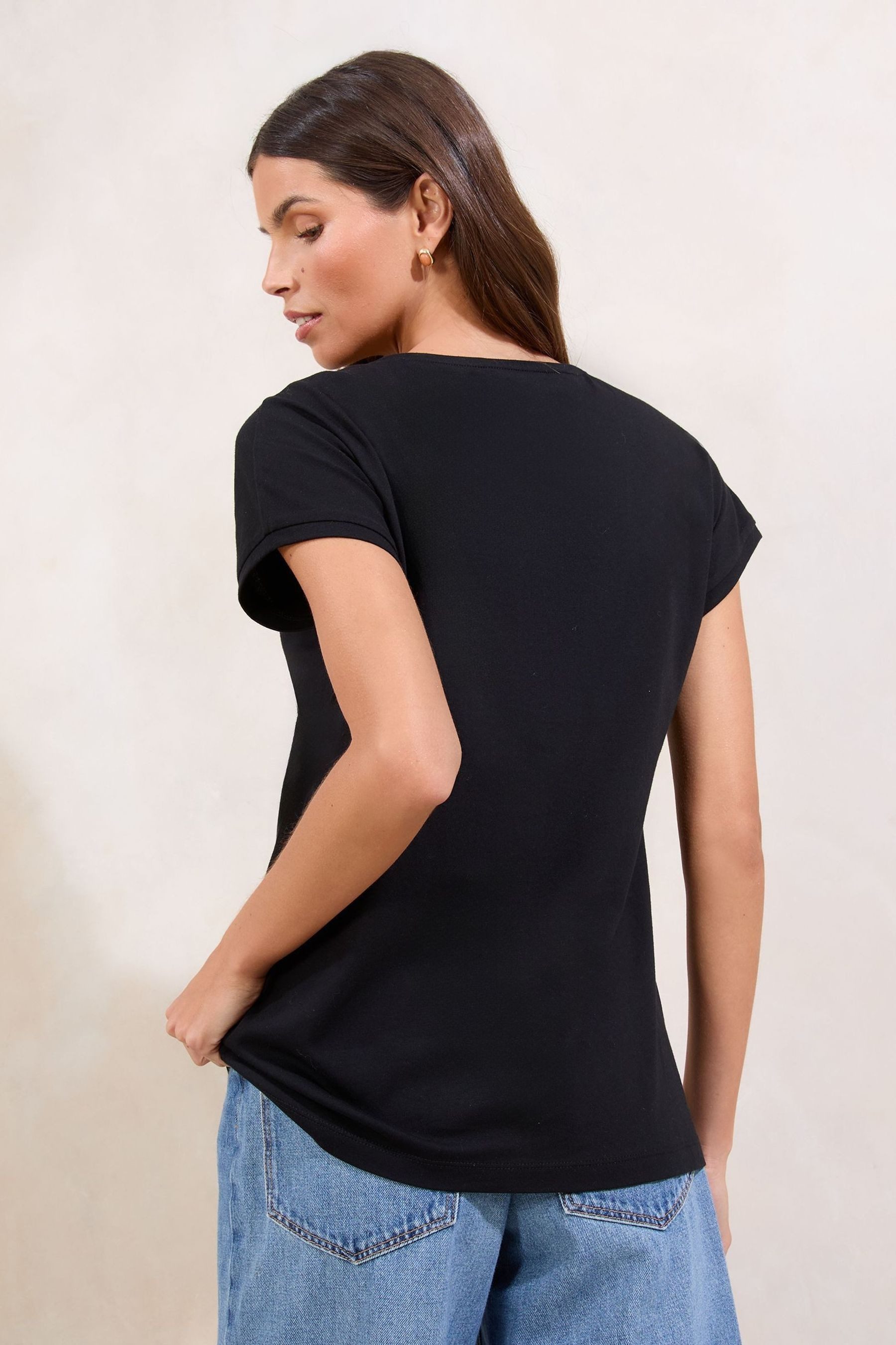 LIPSY T-Shirt Lipsy T-Shirt mit Rundhalsausschnitt, Regular (1-tlg) günstig online kaufen