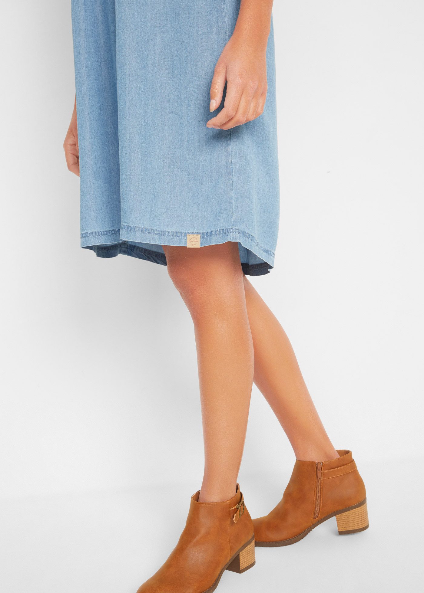 bonprix Jeanskleid für den Casual-Anlass, aus Lyocell (TENCEL), mit kurzem Arm – Bild 4 von 5