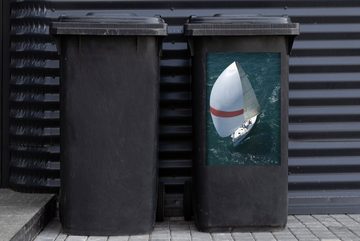 MuchoWow Wandsticker Segeln - Boot - Meer (1 St), Mülleimer-aufkleber, Mülltonne, Sticker, Container, Abfalbehälter