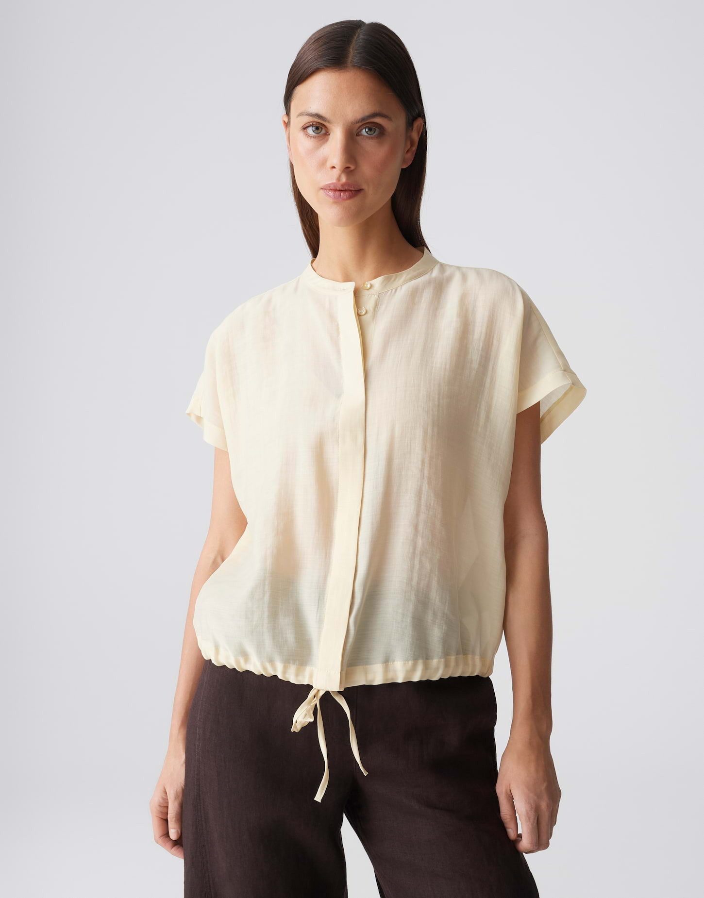 OPUS Shirtbluse Fadell aus leichter Webware mit dezenter Struktur Der Tunnelzug im Saum gibt dem Look eine variable Form
