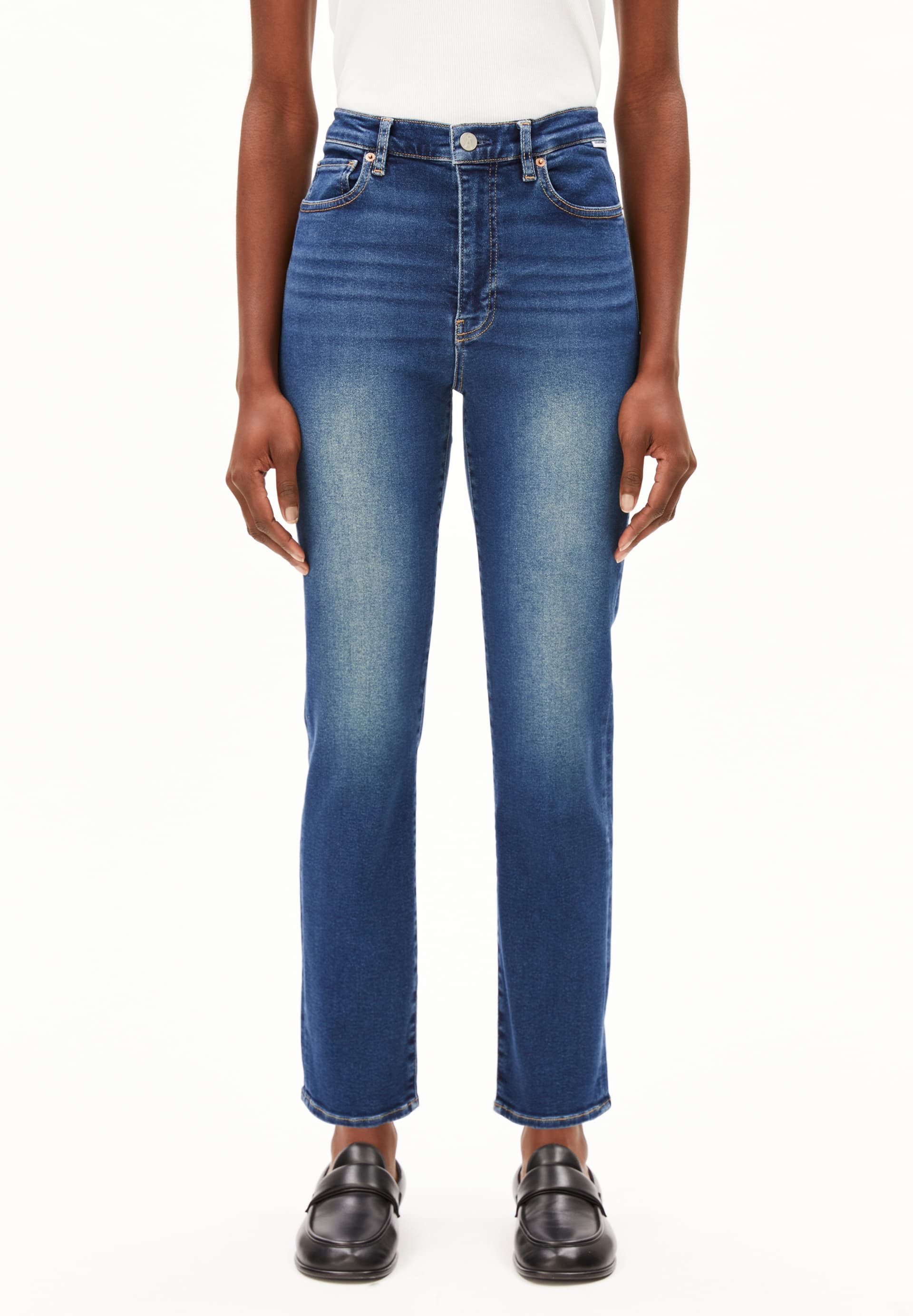 Girlfriend-Jeans