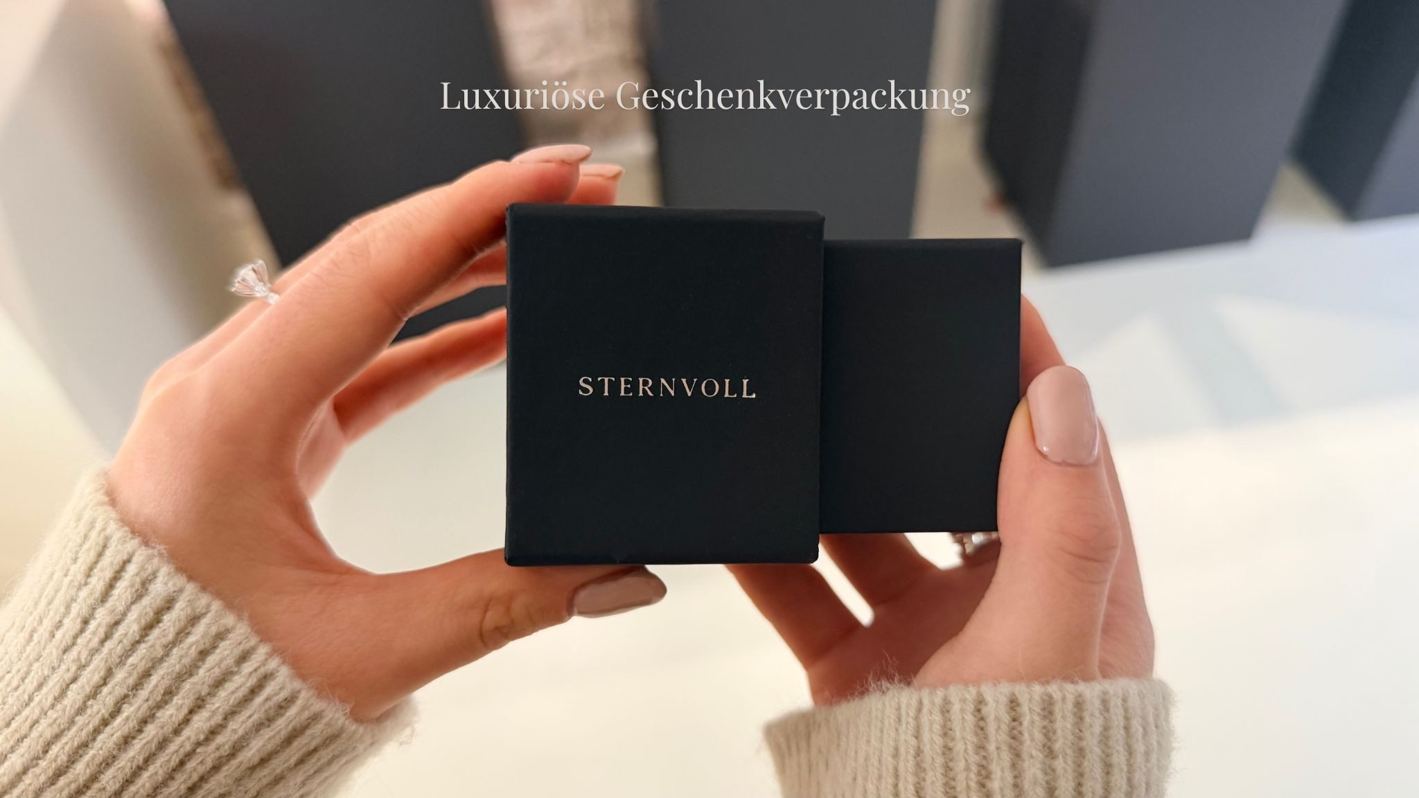 Sternvoll Goldkette V-Halskette mit 0,71 ct Diamanten aus 18K Gold, IGI, IGI-zertifiziert, V-Design, 7 Diamanten, 18K Gold, Graduiert
