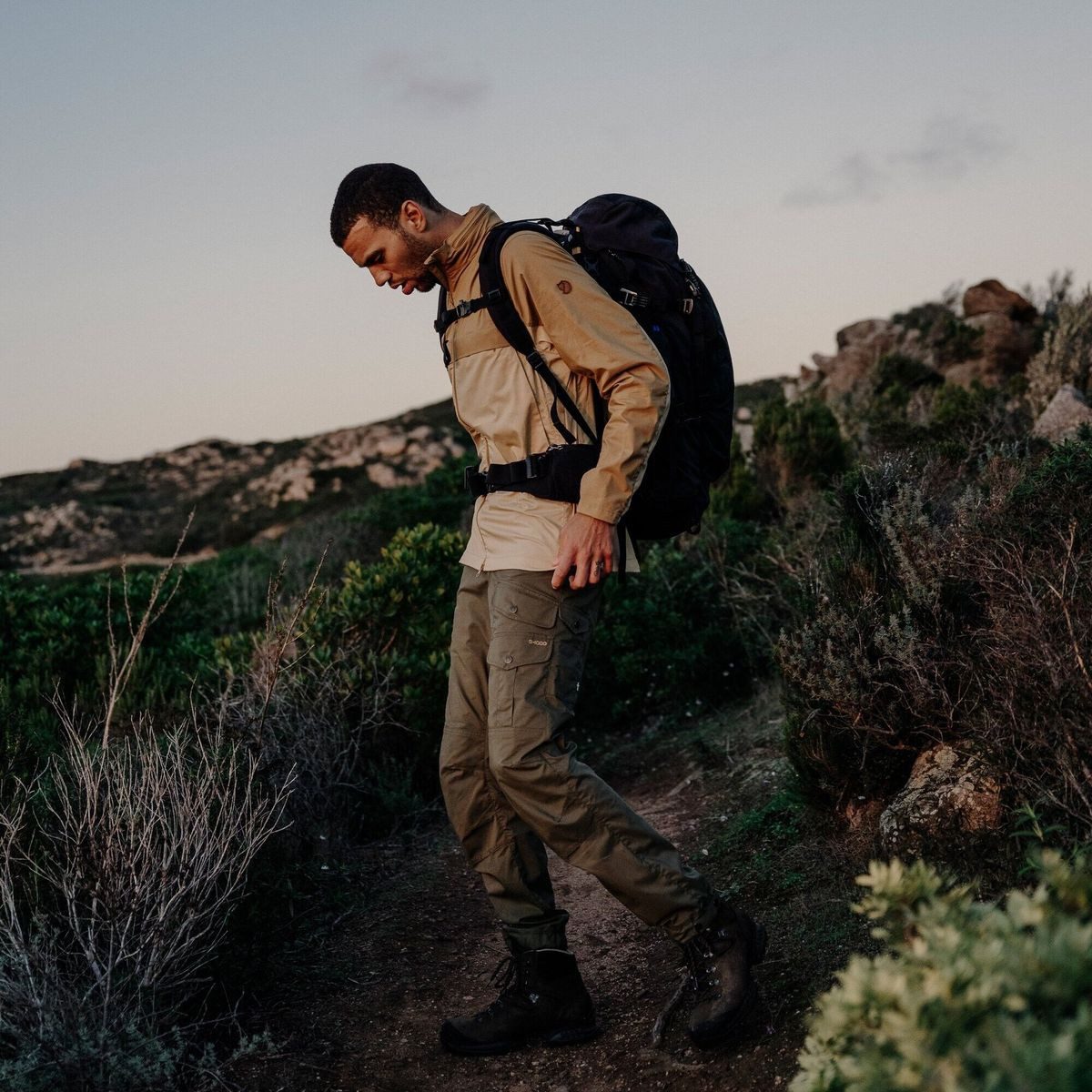 Fjällräven Outdoorhose Vidda Pro Lite Trousers M Leichte, atmungsaktive Wanderhose mit robusten Verstärkungen, ideal