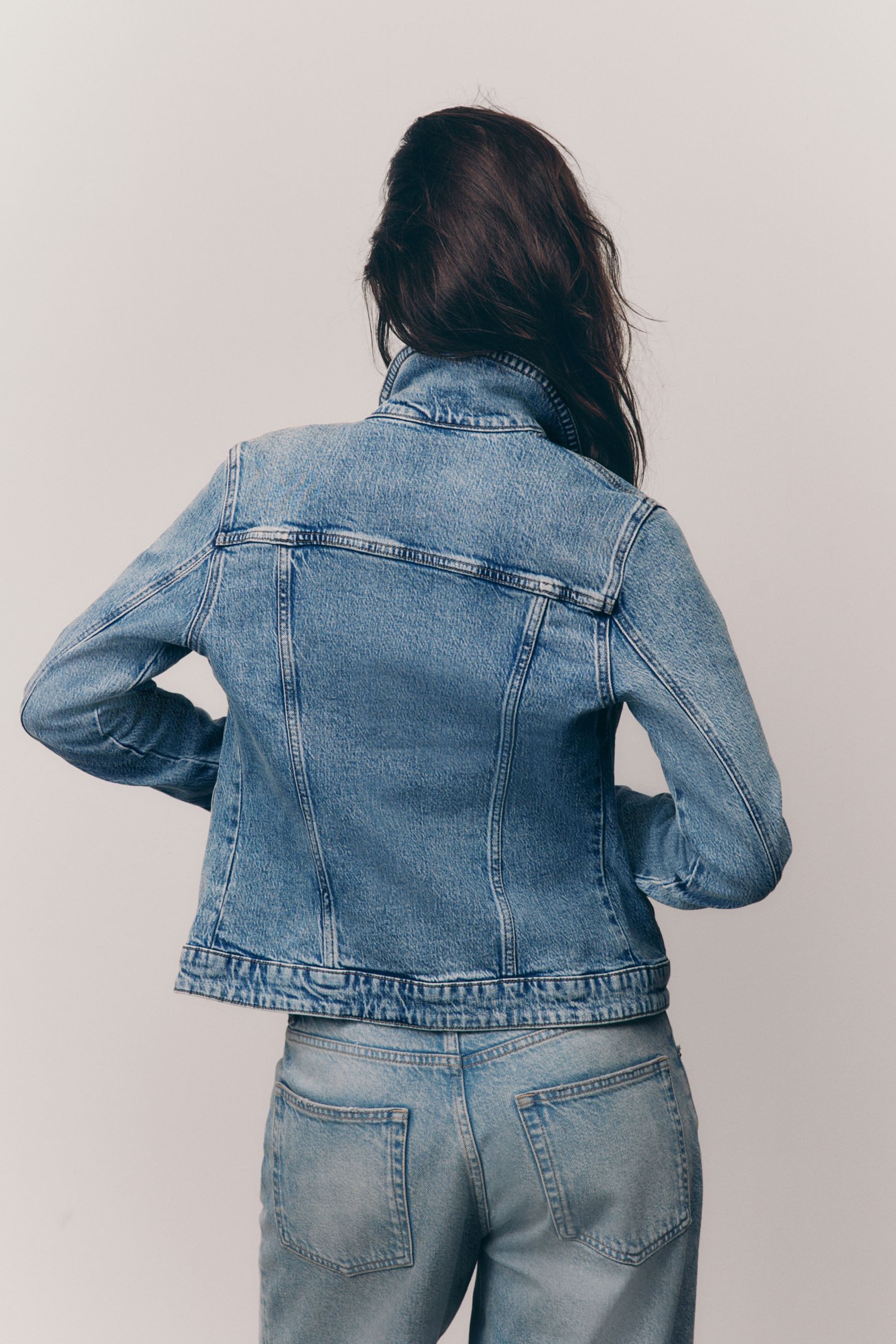 Next Jeansjacke Figurbetonte Jeansjacke (1-St)