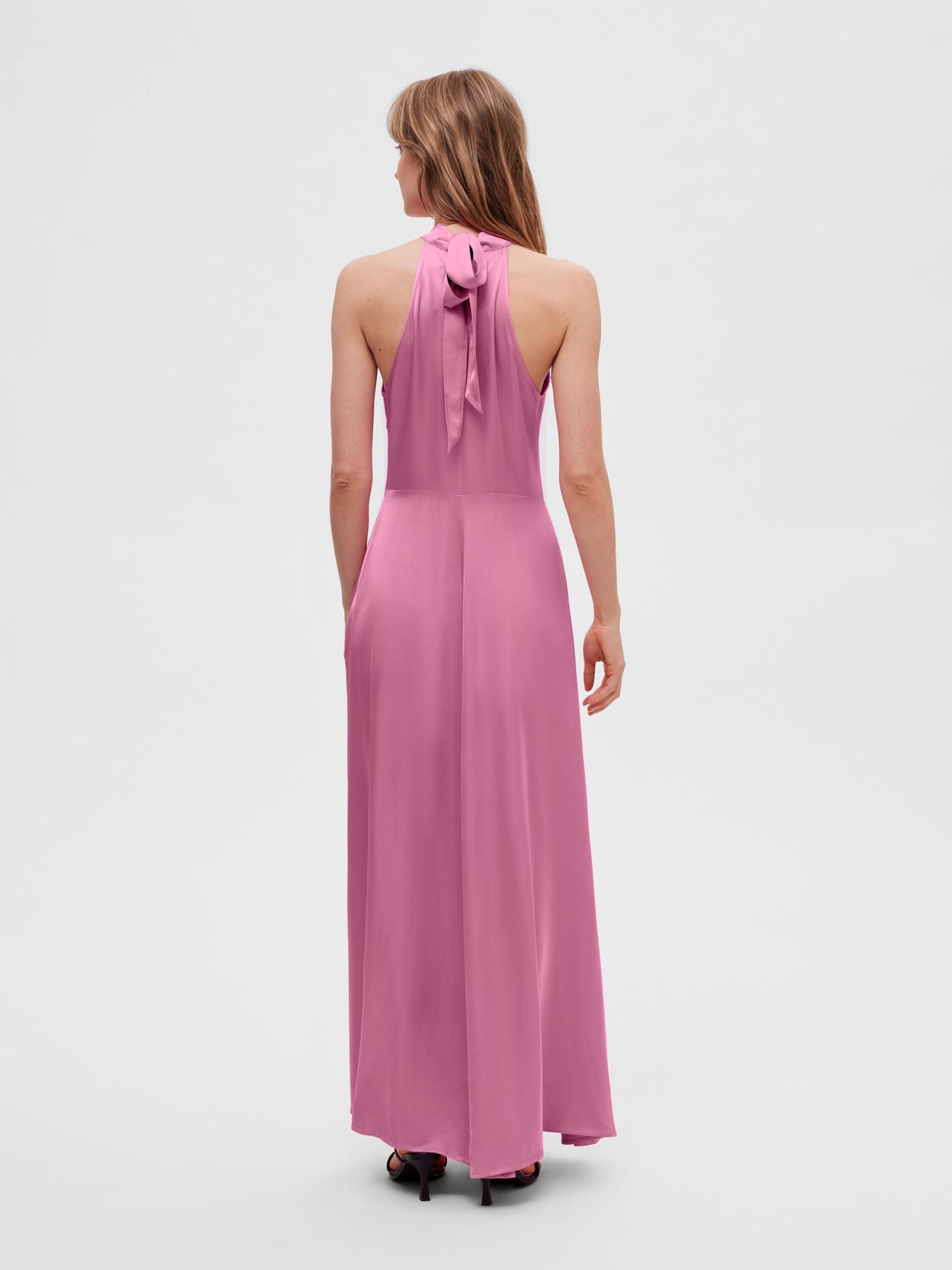 Selected Maxikleid REGINA (1-tlg) Falten