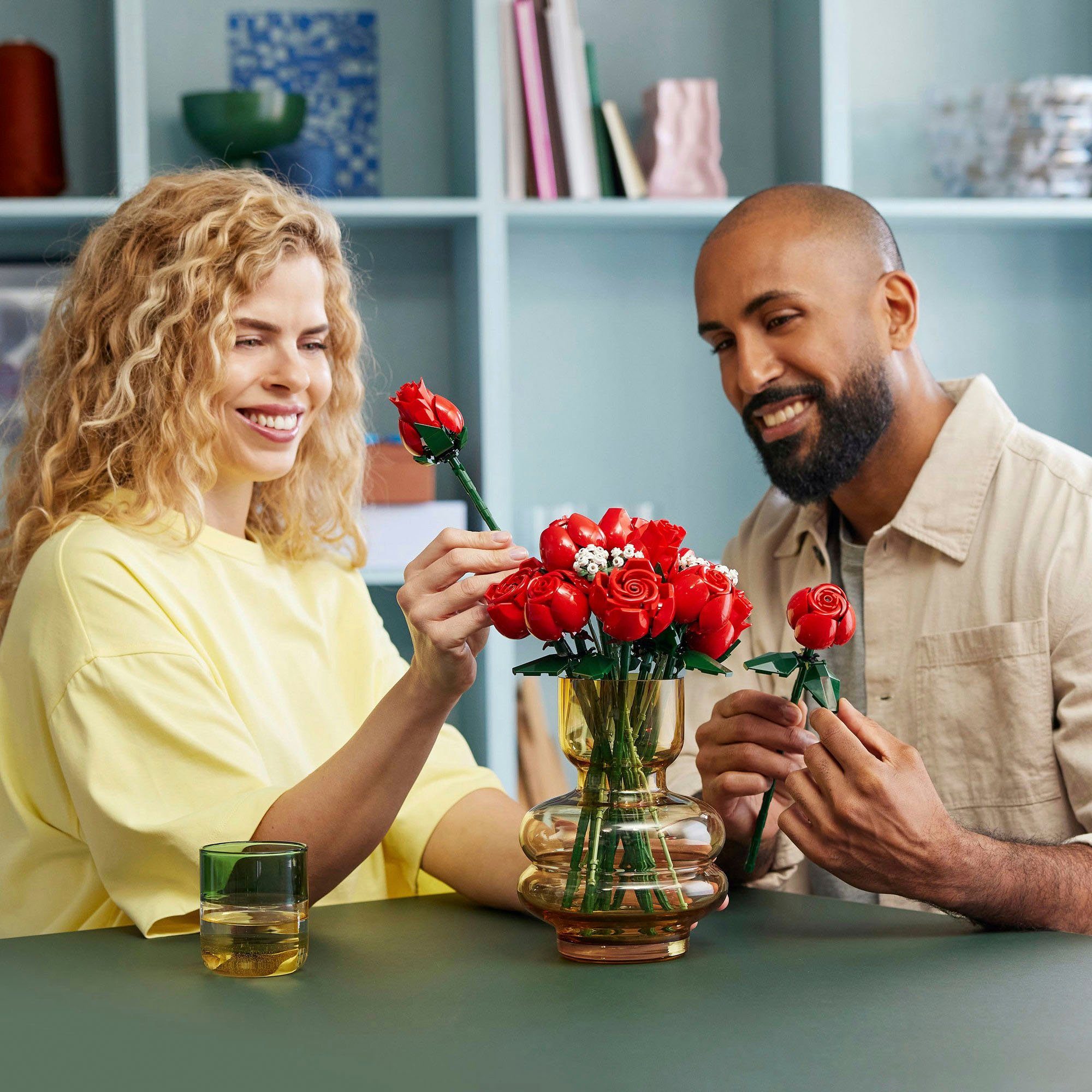 LEGO® Rosenstrauß (10328), Lego Botanicals Konstruktionsspielsteine, (822 S günstig online kaufen