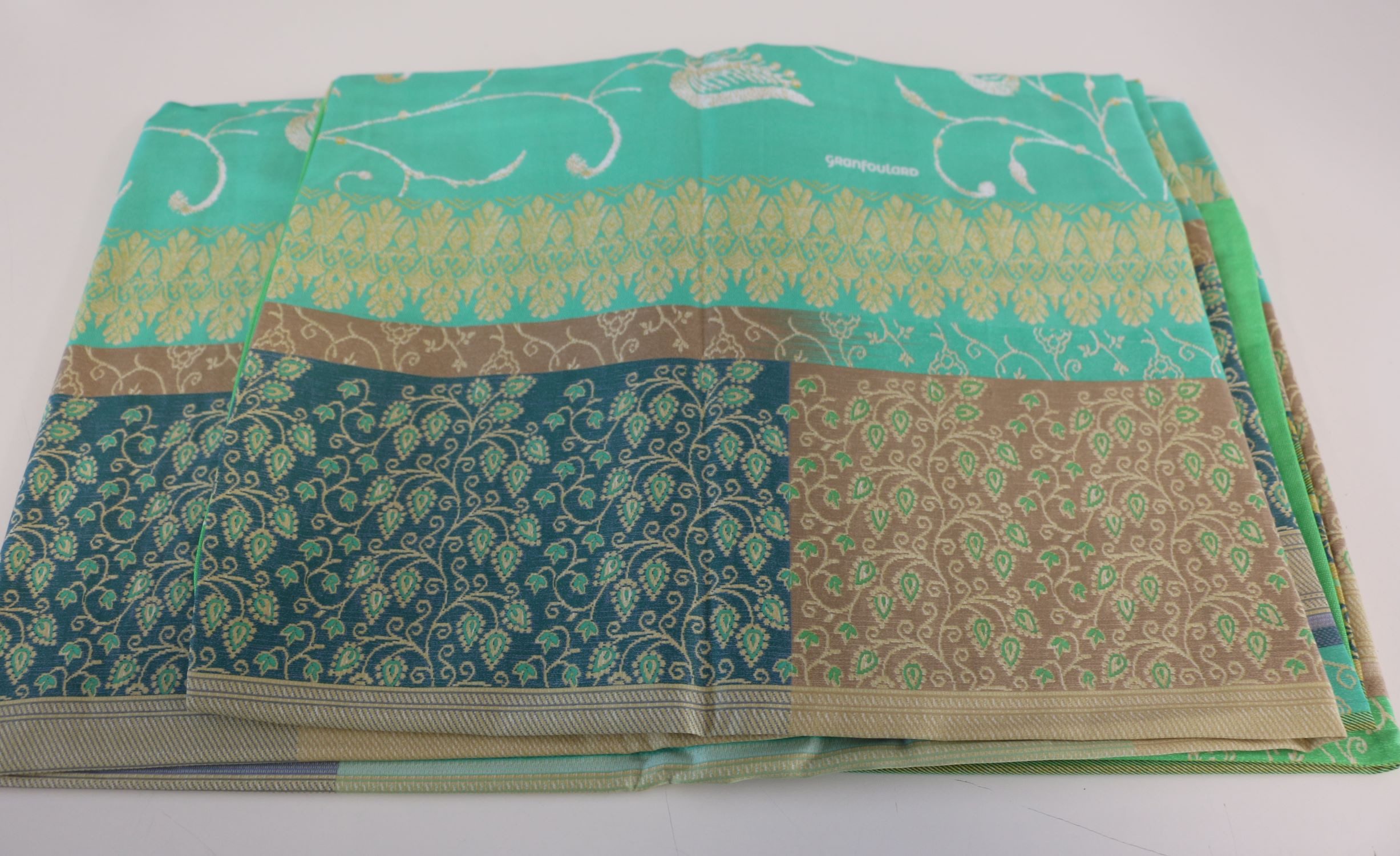 Bassetti Bettwäsche Bassetti Mako-Satin Bettwäsche 200x200 Molveno V1 verde grün Streifen, Mako-Satin, 3 teilig