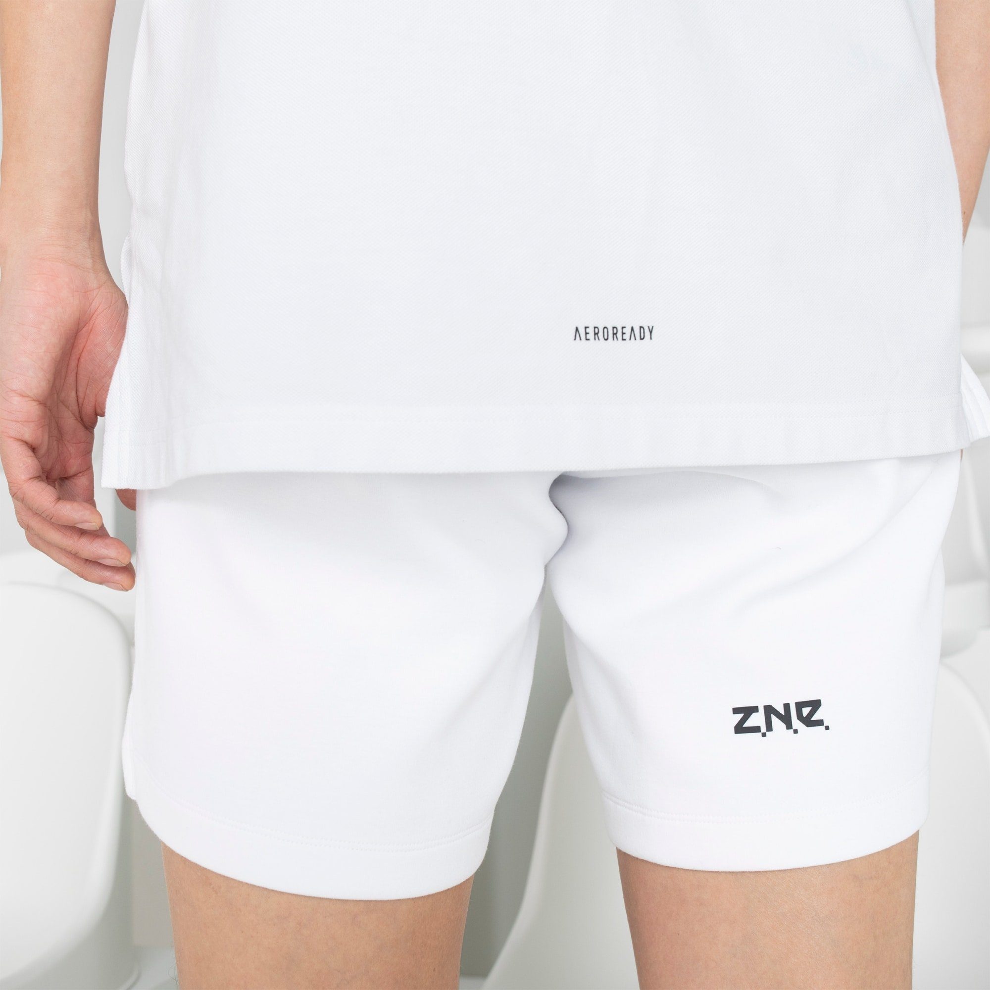 adidas Sportswear Trainingsshirt PREMIUM White Z.N.E. SHORTS