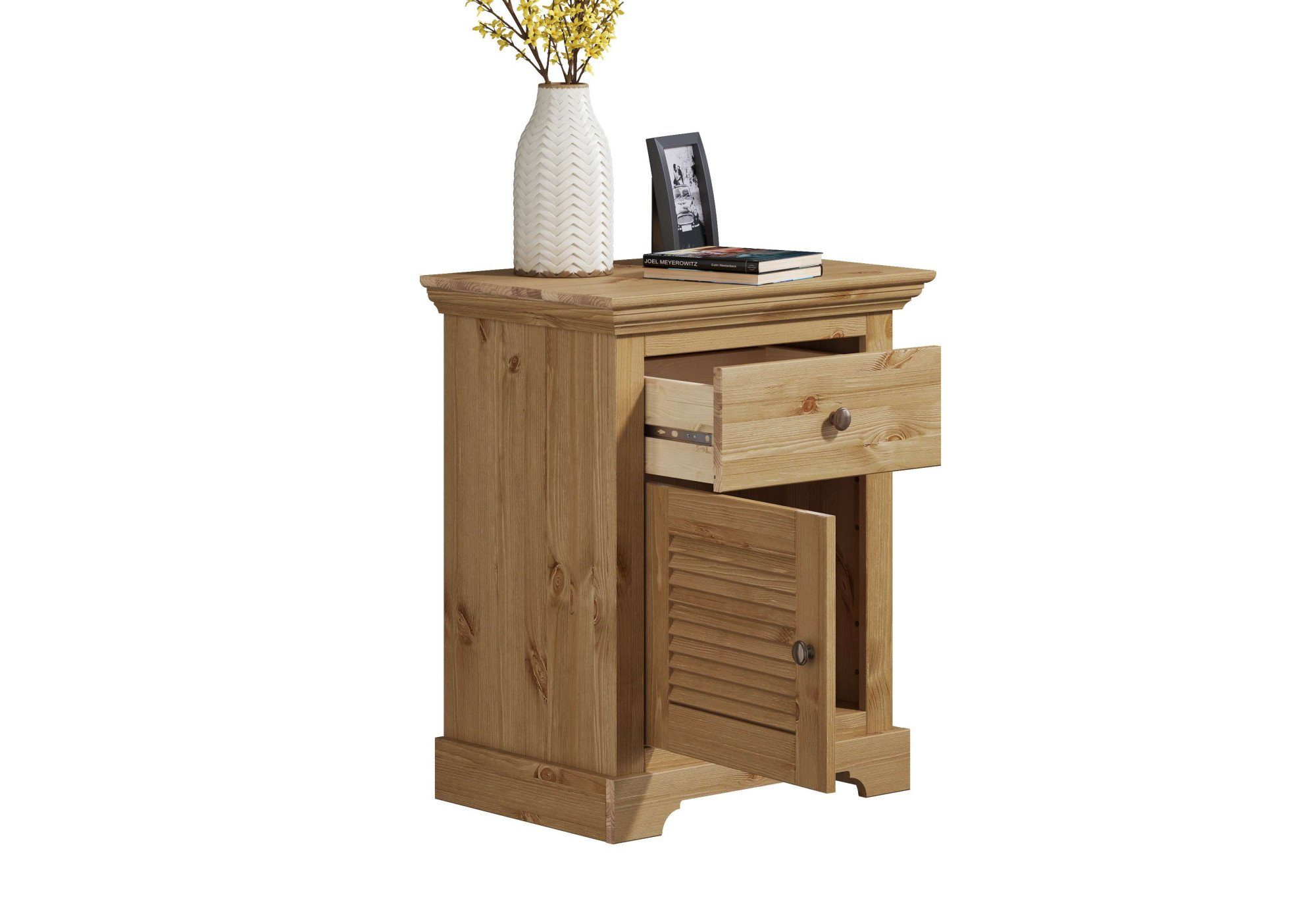 OTTO home Nachtkommode Rauna, Landhausstil, edles Design mit Lamellen und Kassetten, 2 Farben (B/H/T 56/69/39cm), FSC® zertifiziertes Kieferholz, massive Qualität mit viel Stauraum