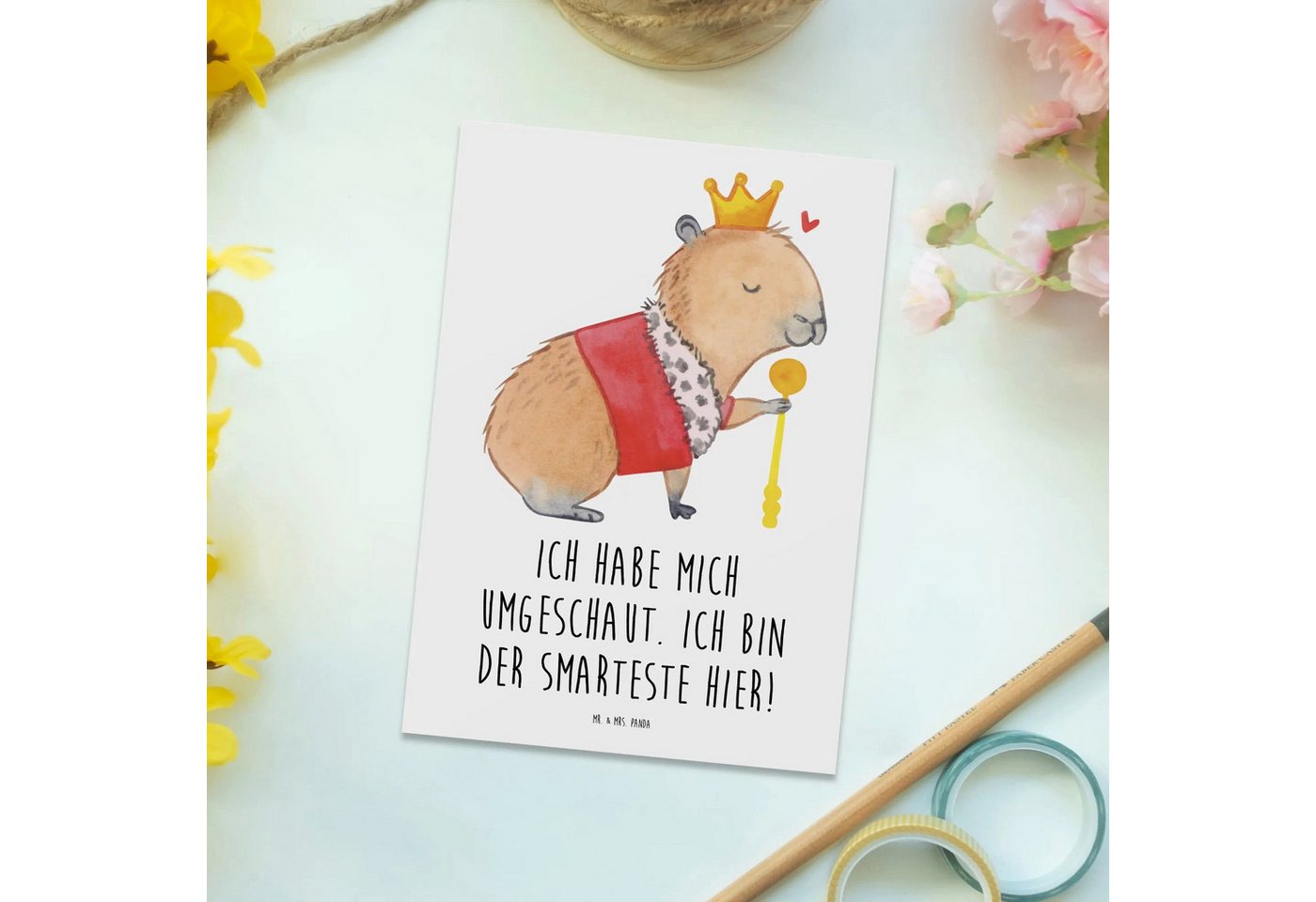 Thumbnail - Mr. & Mrs. Panda Postkarte Capybara König - Weiß - Geschenk, Tiermotive, Einladung Geburtstag, E, Glücksmomente teilen