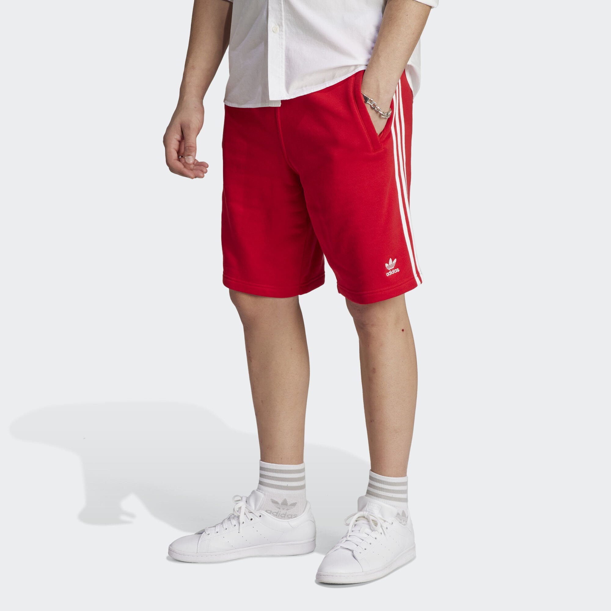 adidas Originals Shorts ADICOLOR SWEAT CLASSICS Better SHORTS 3-STREIFEN Scarlet