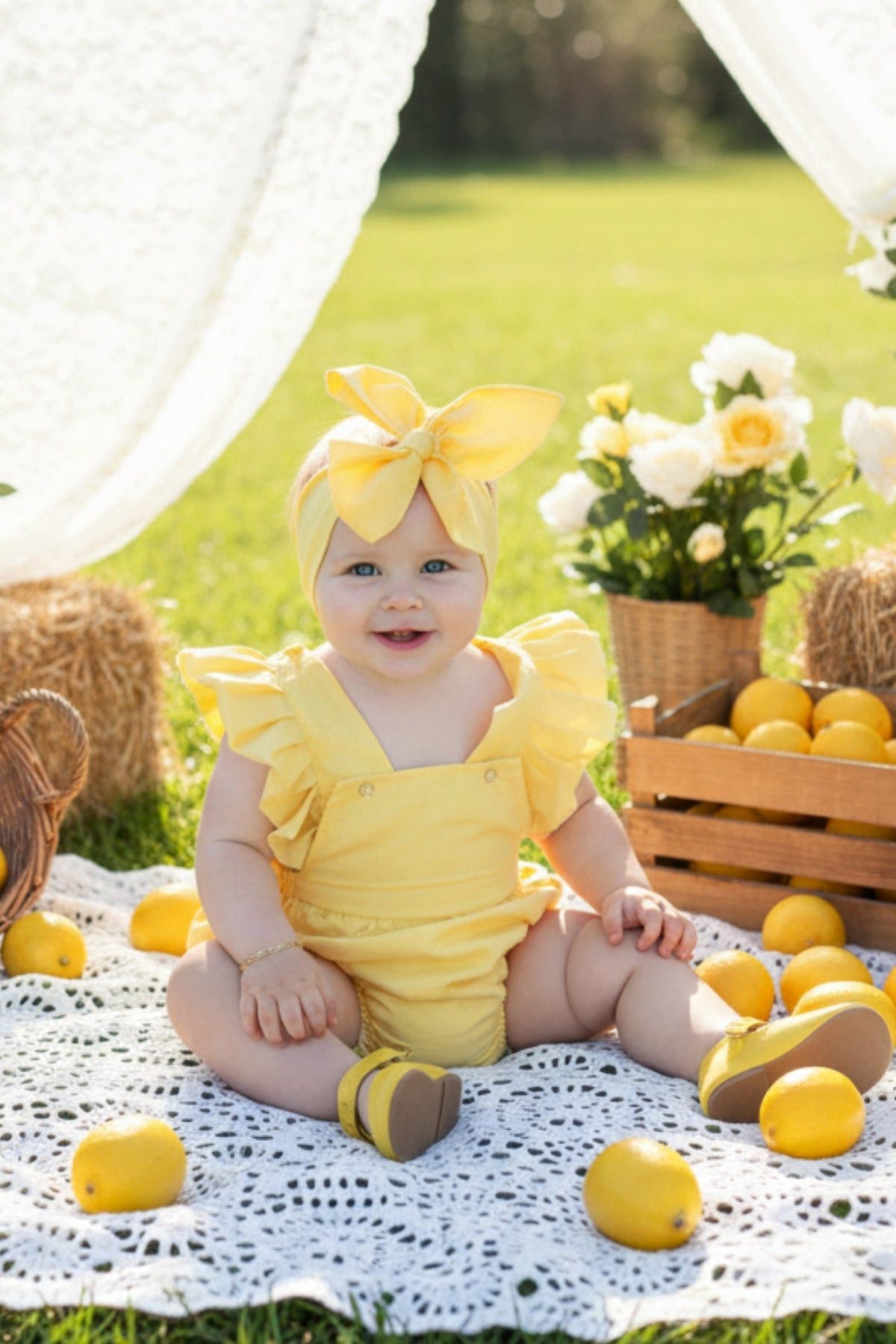 Parla Kids Strampler Traumhafte Baby Salopette - gelb - mit Haarband