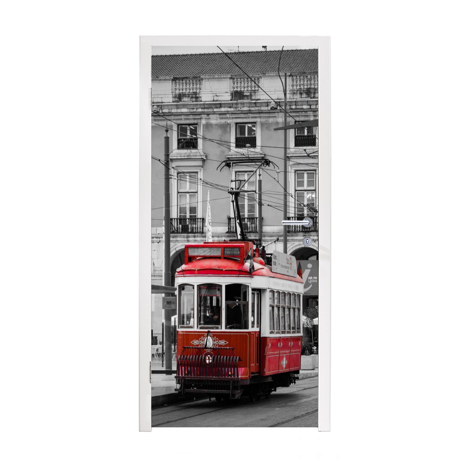 MuchoWow Türtapete Schwarz-Weiß-Foto mit einer roten Straßenbahn, Matt, bedruckt, (1 St), Fototapete für Tür, Türaufkleber, 75x205 cm