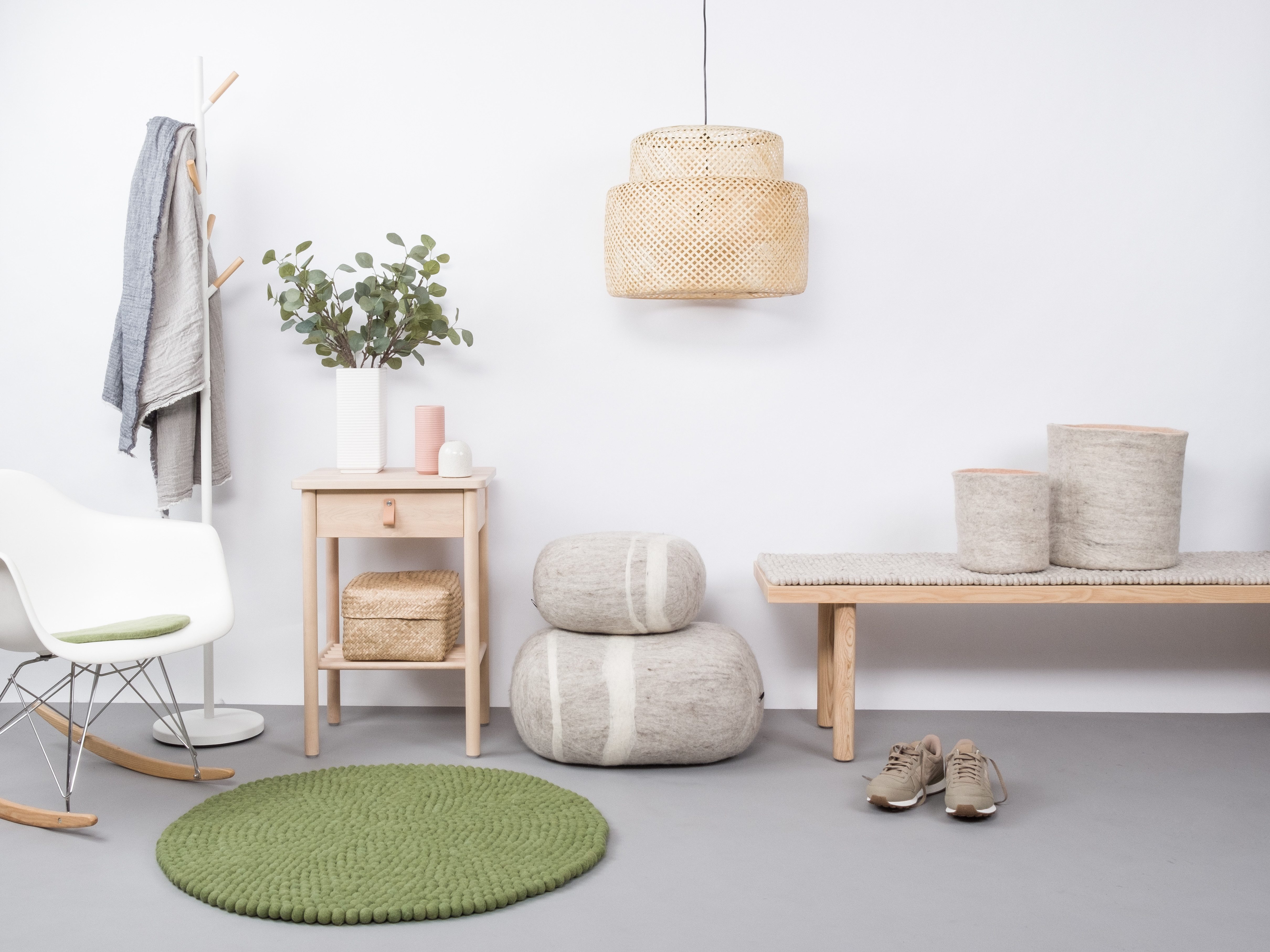 myfelt Wollteppich Kaspar Filzkugelteppich rund, 100% reine Schurwolle, in verschiedenen Größen erhältlich