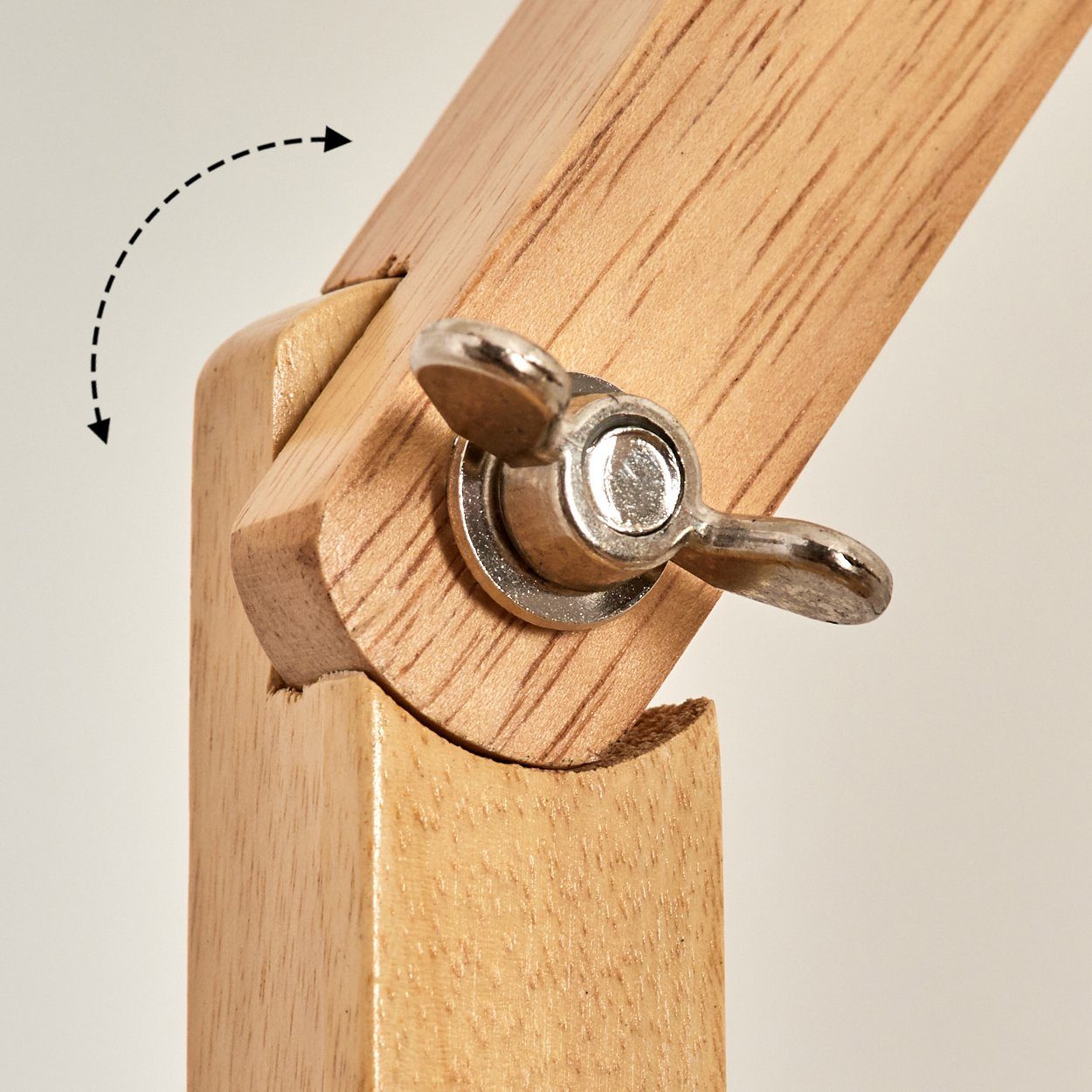 hofstein Stehlampe moderne Stehlampe aus Metall/Stoff/Holz in Weiß/Naturfarben, ohne Leuchtmittel, mit verstellbarem Schirm (21cm) und Fußschalter, 1x E27
