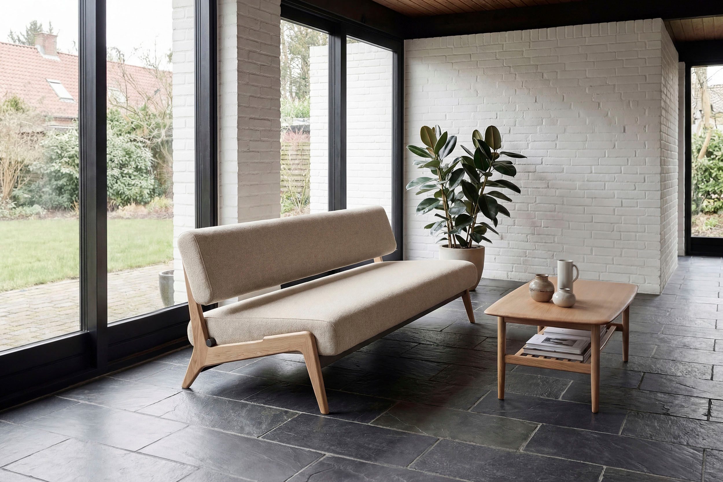 INNOVATION LIVING ™ 3-Sitzer Nolis Retro Design, hochwertig, sehr bequem, Breite 213cm, Sitzvorzug, Große einheitliche Siztfläche, 60er Jahre Design neu aufgesetzt