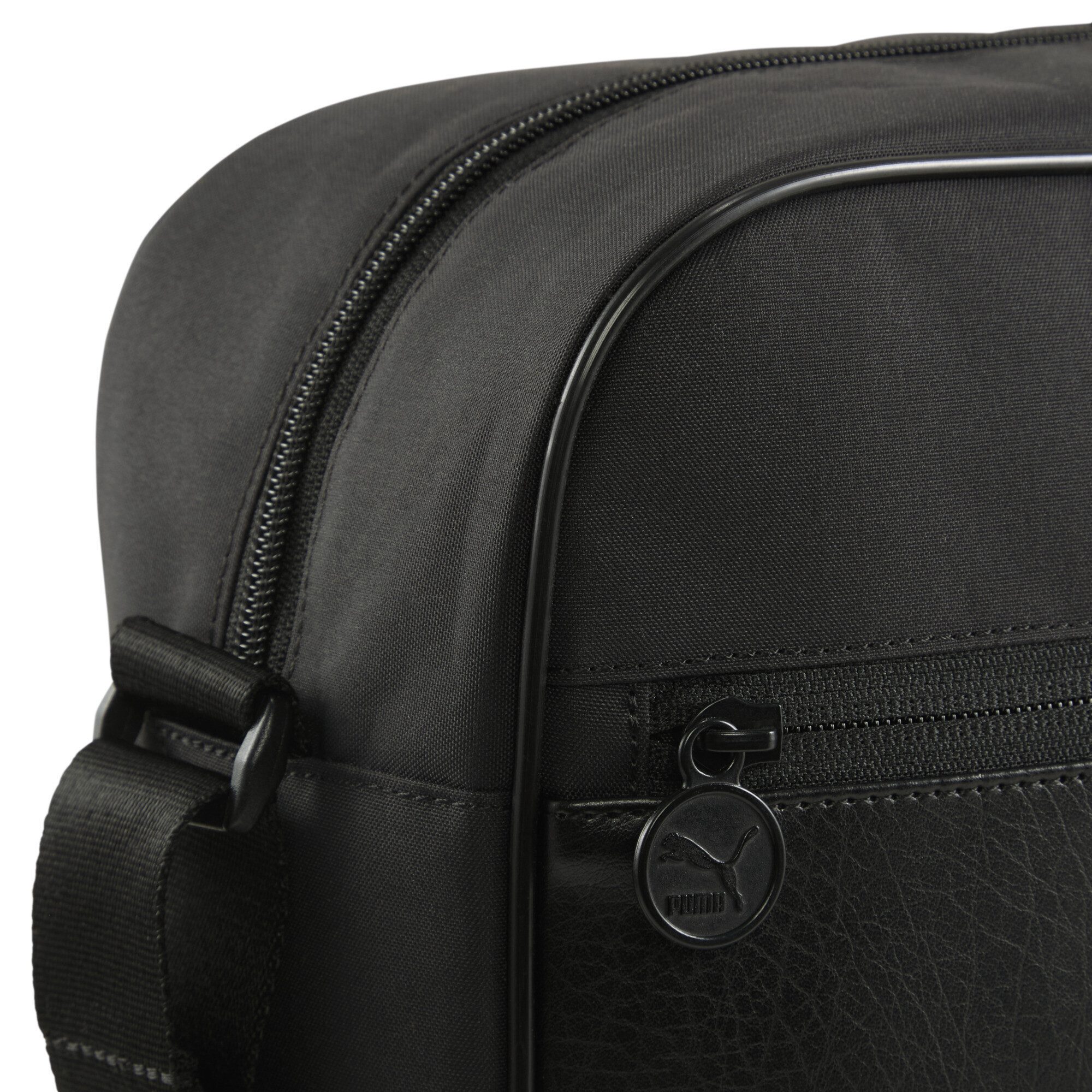 PUMA Umhängetasche Campus 14,5L Mittelgroße Reporter-Bag Erwachsene