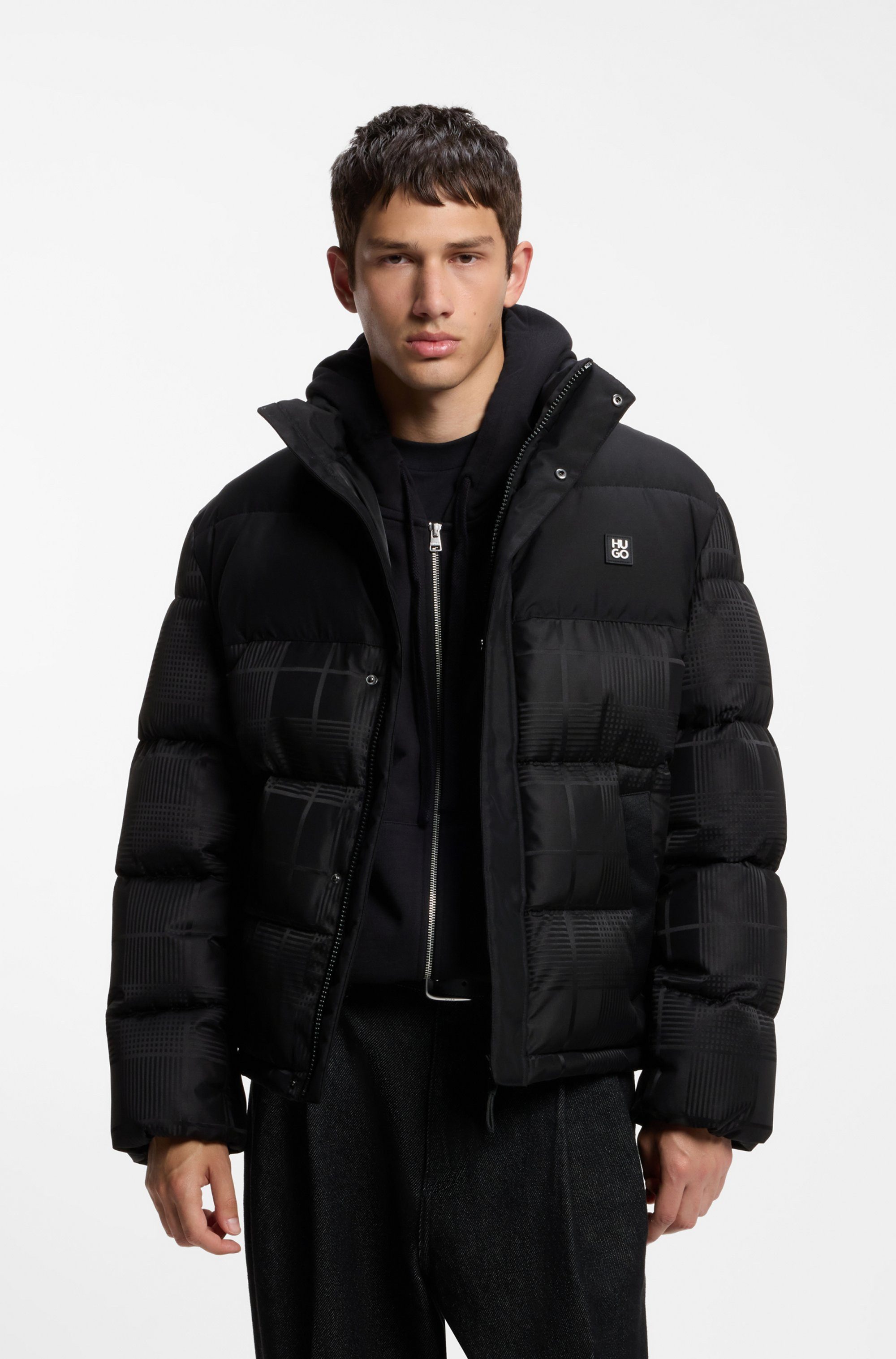 HUGO Steppjacke Baltos mit kariertem Jacquard-Muster, wasserabweisendes Finish, Regular Fit