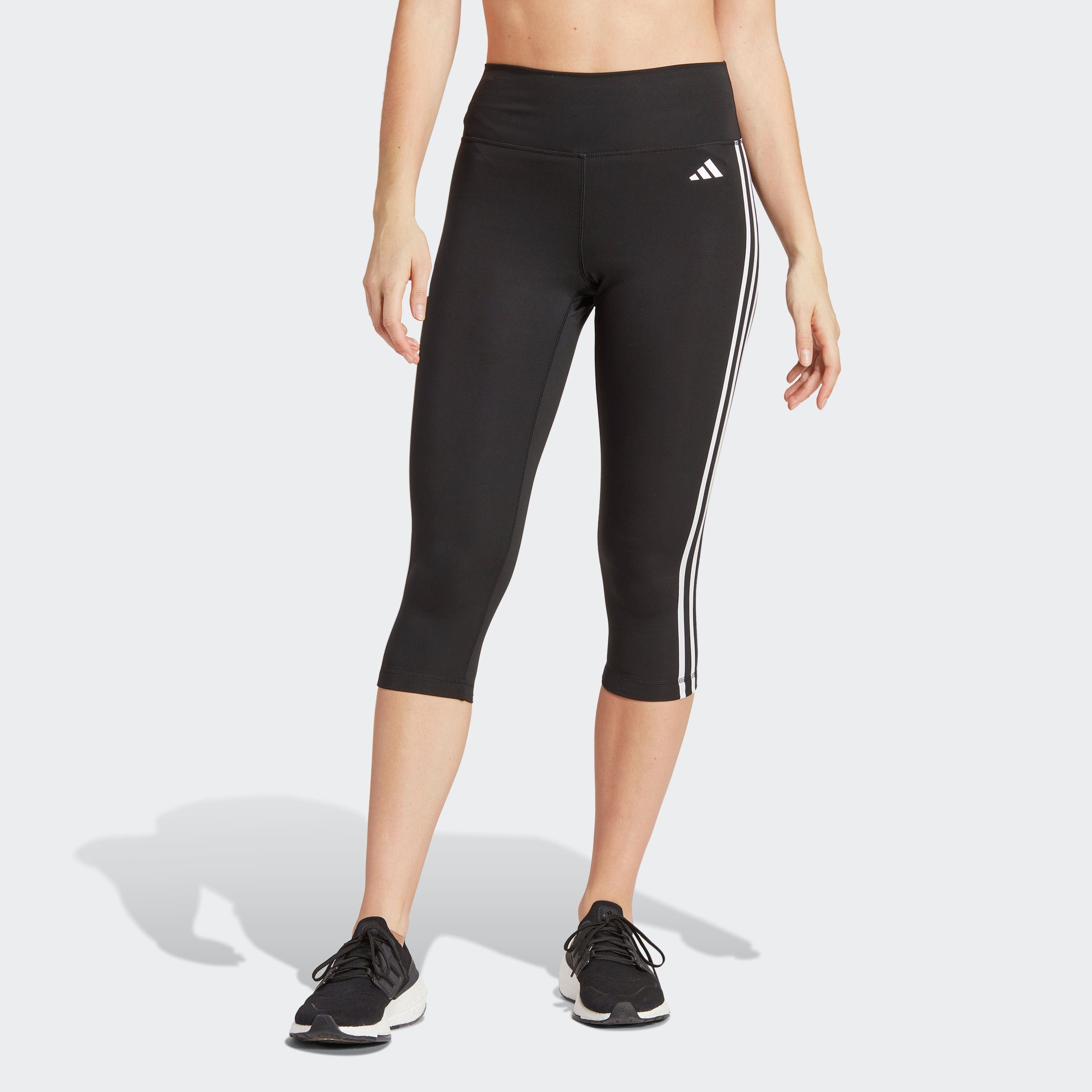 adidas Performance Trainingstights TRAIN ESSENTIALS 3STREIFEN HIGHWAISTED 3/4 (1-tlg) Sportleggings, atmungsaktiv, schnell trocknend