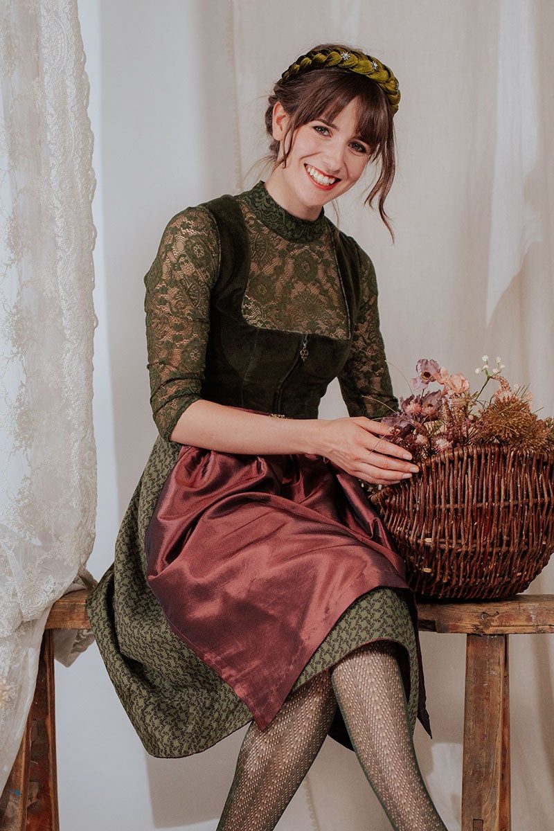 MarJo Dirndl Samt Dirndl 2tlg. - NICOLETTA - oliv/rosenholz günstig online kaufen