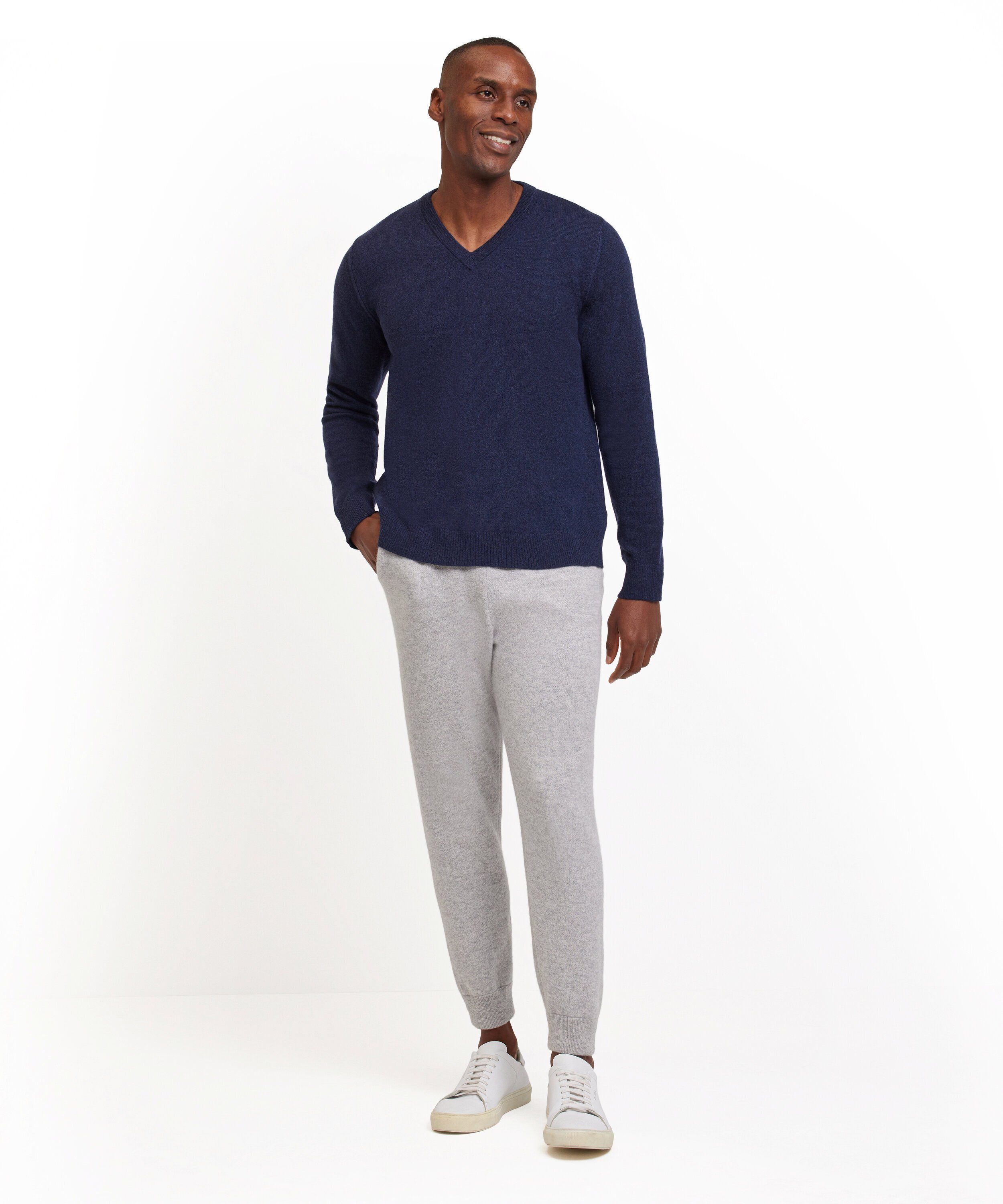 FALKE Strickpullover Pure Lambswool Pullover (1-tlg) aus extrafeiner Lambswool