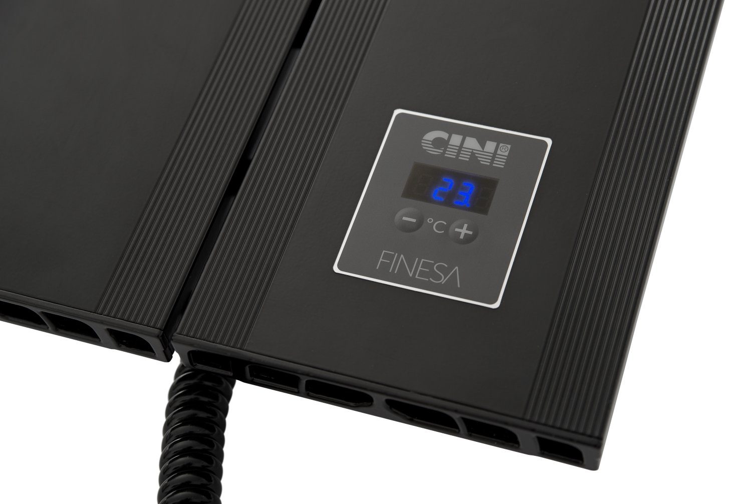 Finesa Elektrischer Badheizkörper mit Smarte Thermostat, Wärmeabgabe 400-1200W, 5 Jahre GARANTIE