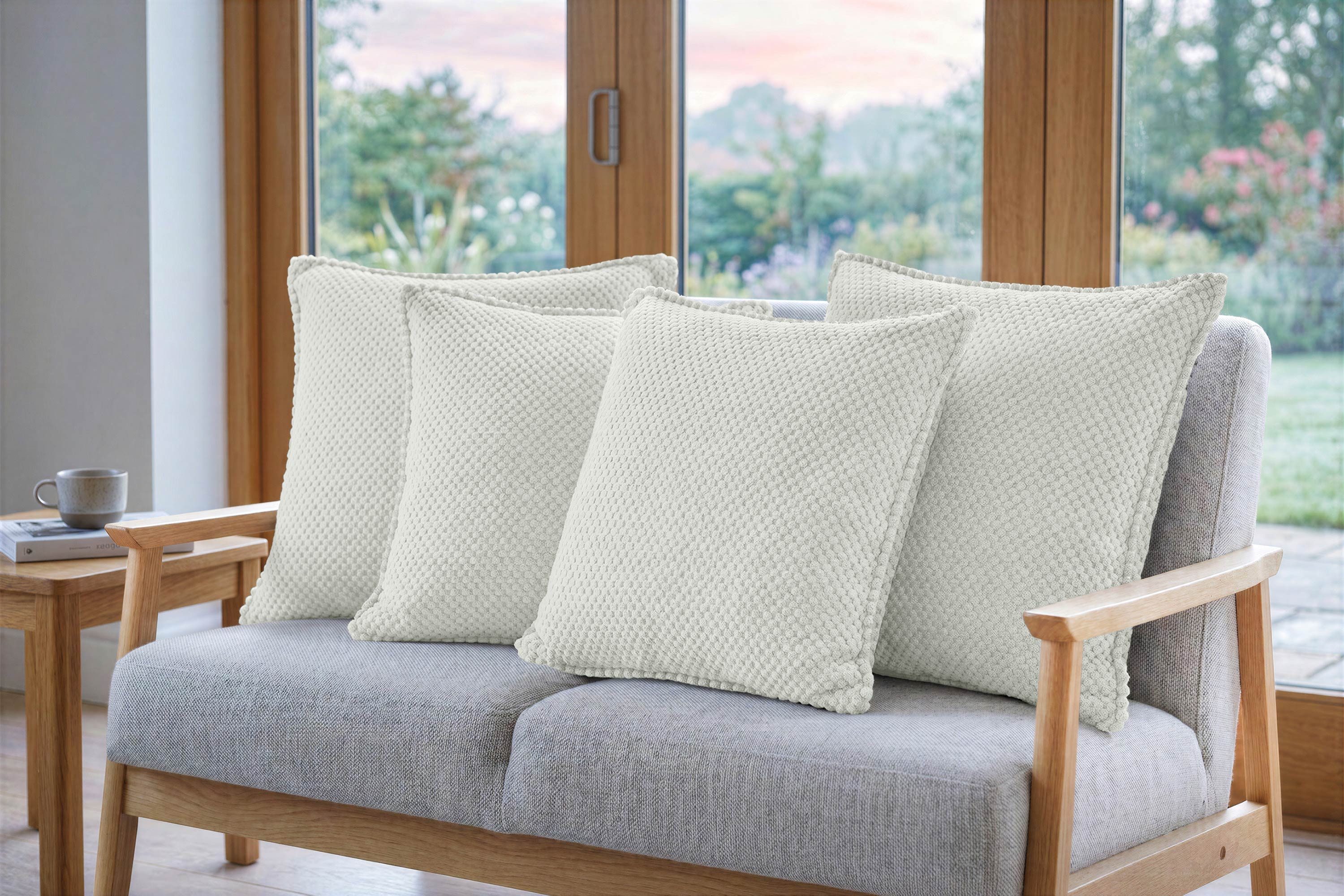 Amilian Dekokissen 4er Set Dekokissen mit Füllung, für Sofa Sessel und Bett geeignet pflegeleicht und waschbar