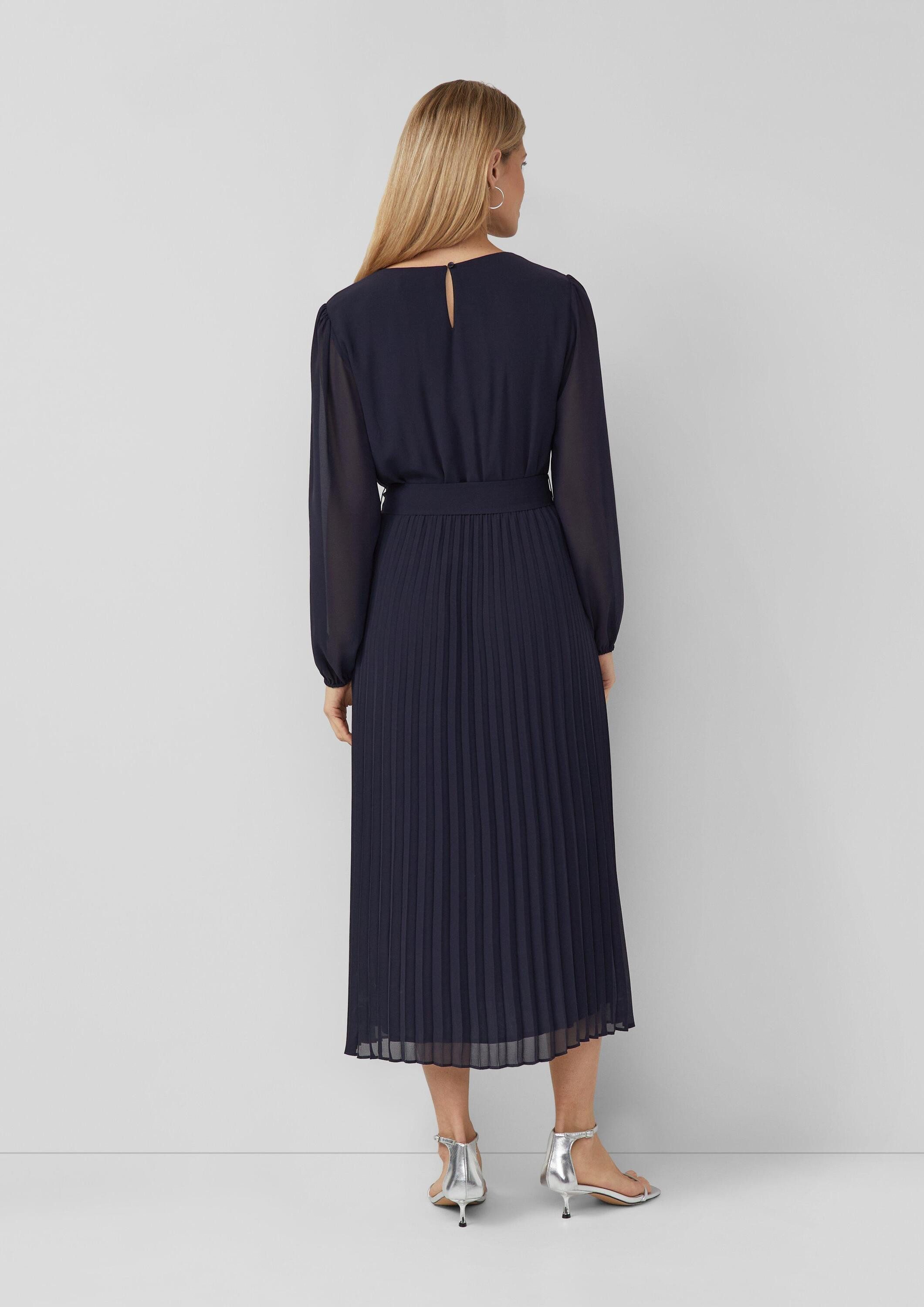 s.Oliver Midikleid Kleid Midi-Chiffonkleid mit Plissee und Bindegürtel