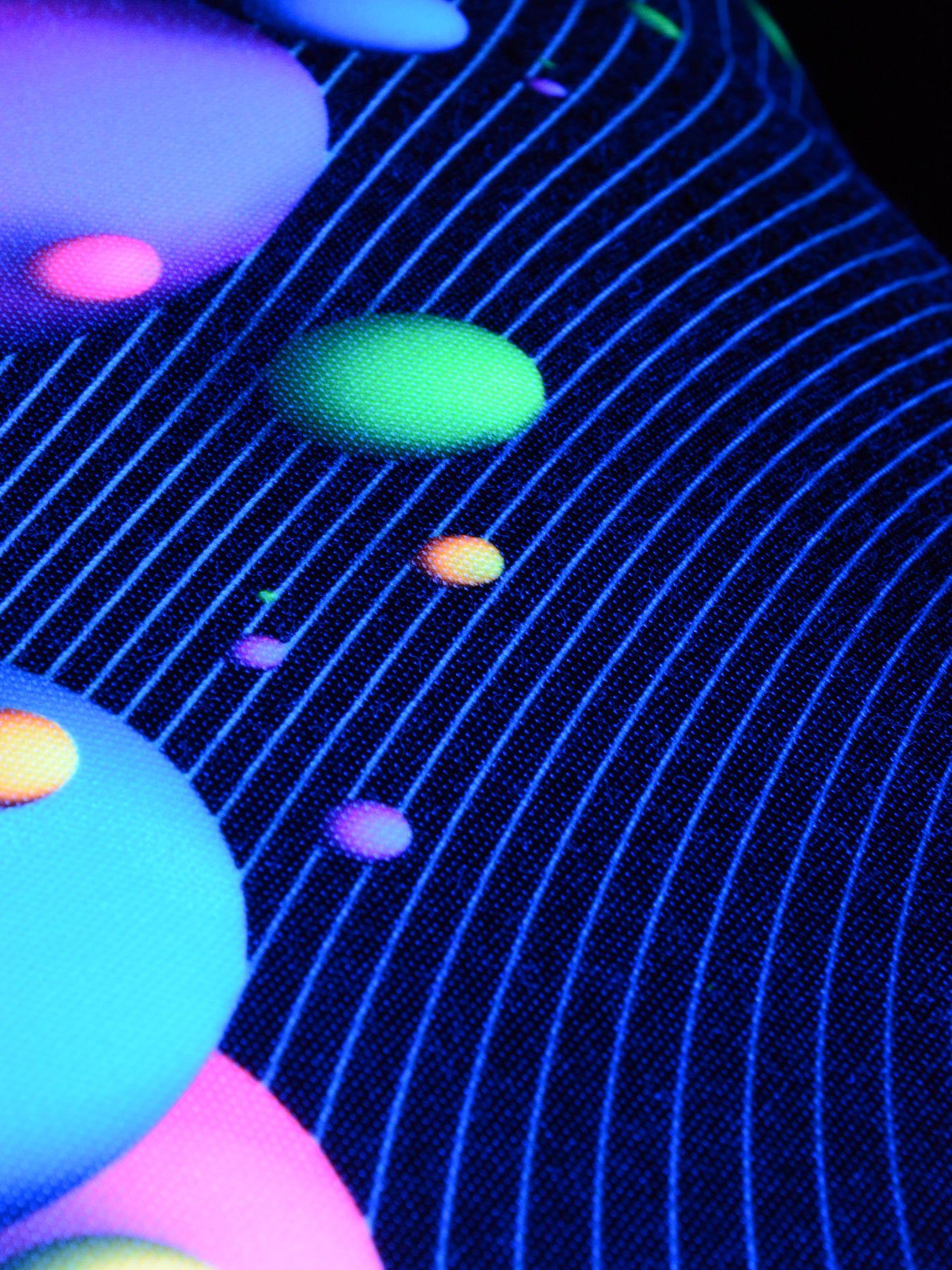 PSYWORK Dekokissen Schwarzlicht Kissen Neon Schwarzlicht "Happy Bubbles", unter UV-aktiv, 30x50cm, leuchtet