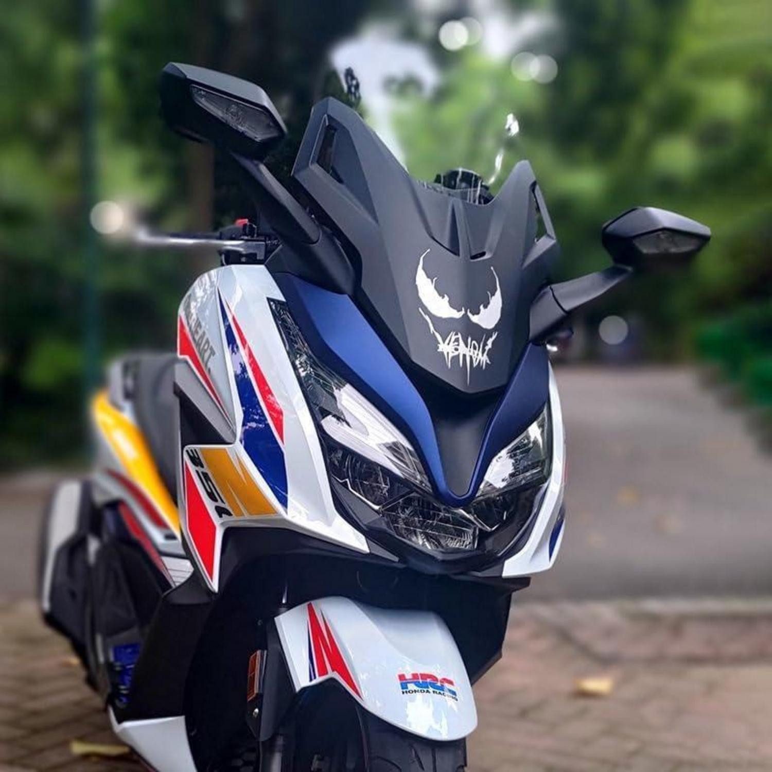 LuxusKollektion Reflektor-Aufkleber Aufkleber reflektierend wasserdicht 25 cm Motorradhelm Auto Skateboard