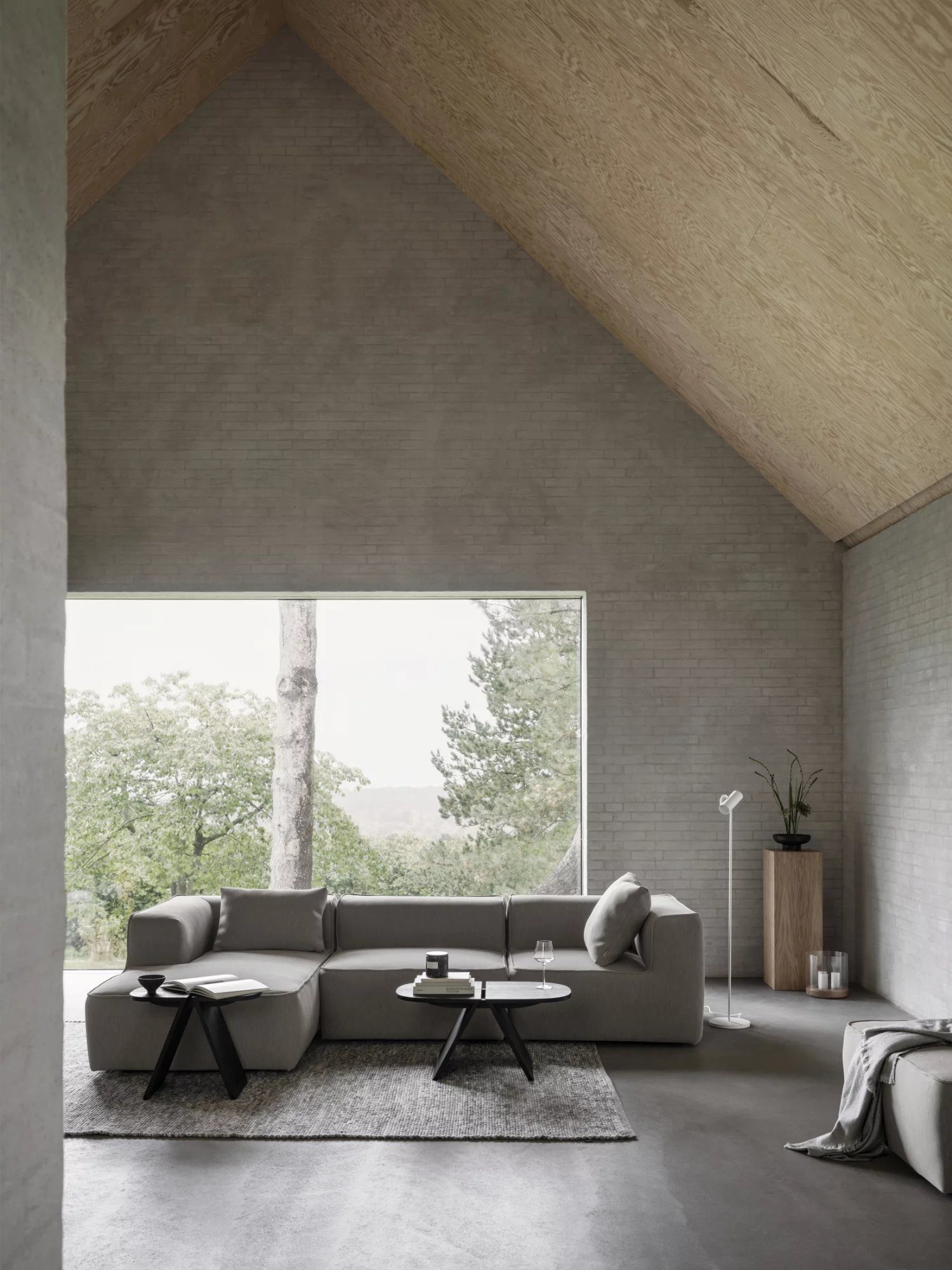 blomus Beistelltisch -AVIO- Beistelltisch: Abgerundete Formen und symmetrisches Design, Eichenholz, Hochwertig, Modernes Design, Beistelltisch, Hocker, Sofatisch