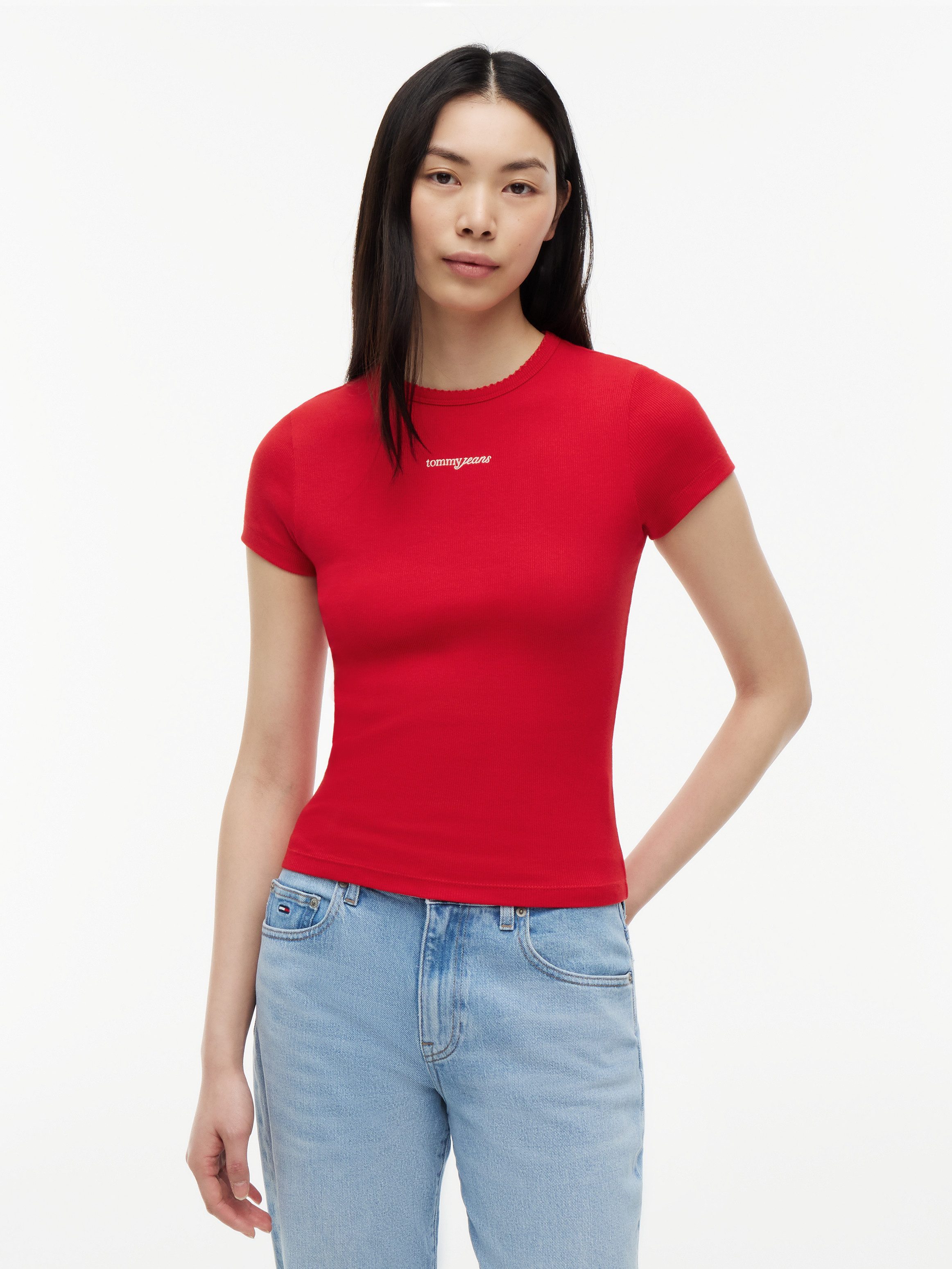 Tommy Jeans Kurzarmshirt TJW SLIM SCRIPT RIB SS TEE Baumwollmischung, slim fit, in gerippter Struktur