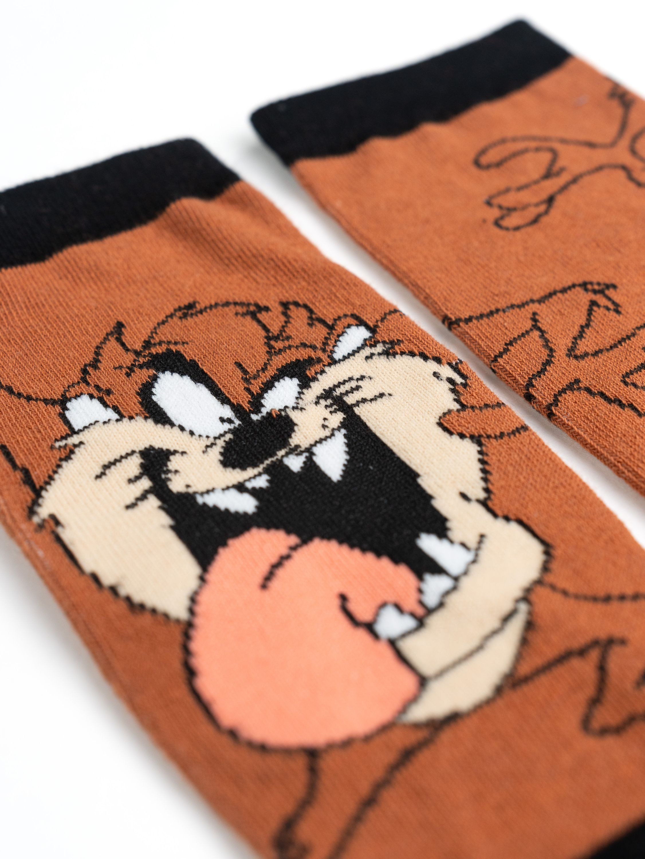 United Labels® Socken Looney Tunes Socken Sneaker Strümpfe (5er Pack) 40-45