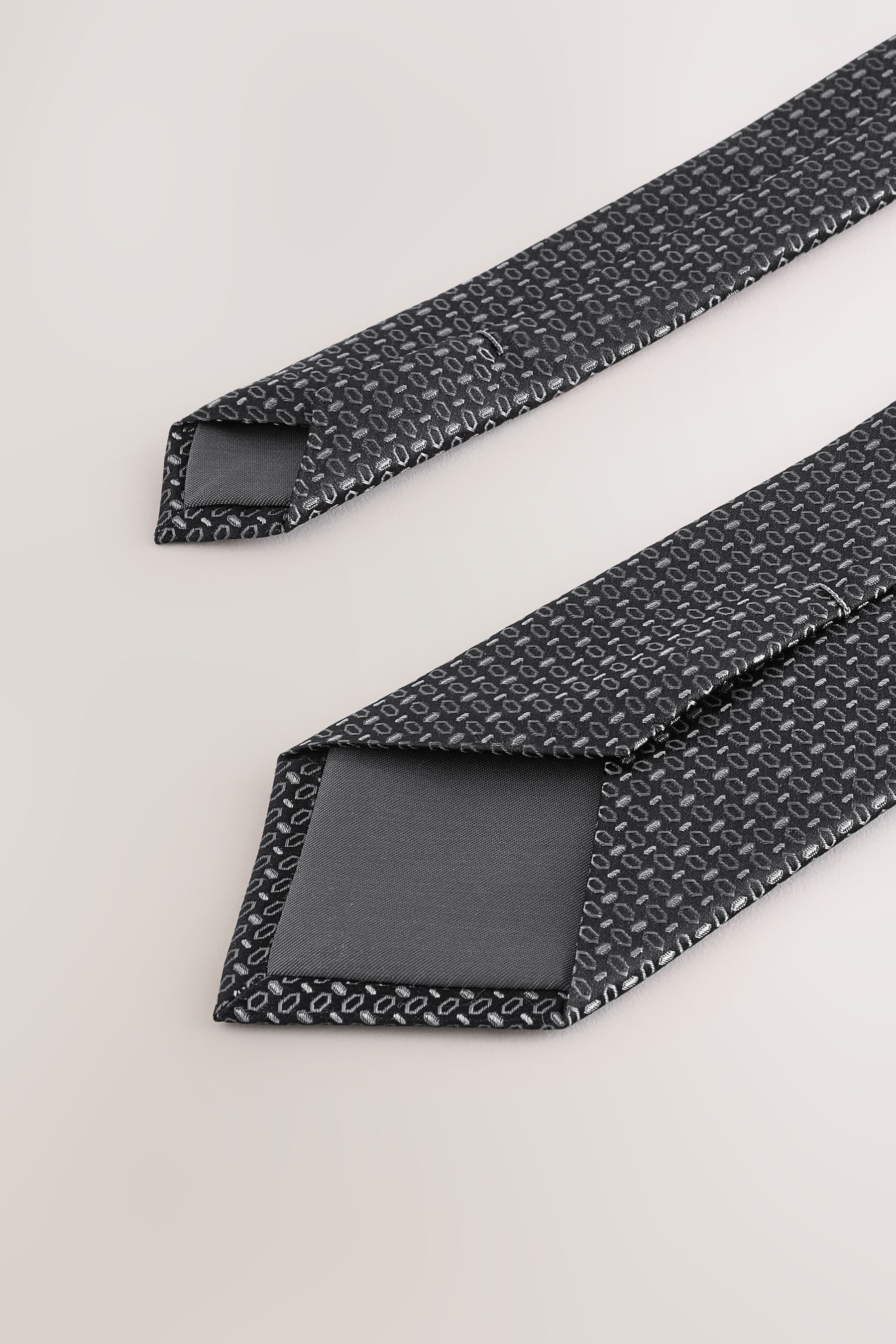 Next Krawatte Seidenkrawatte mit Krawattenklammer – breit (2-St) günstig online kaufen