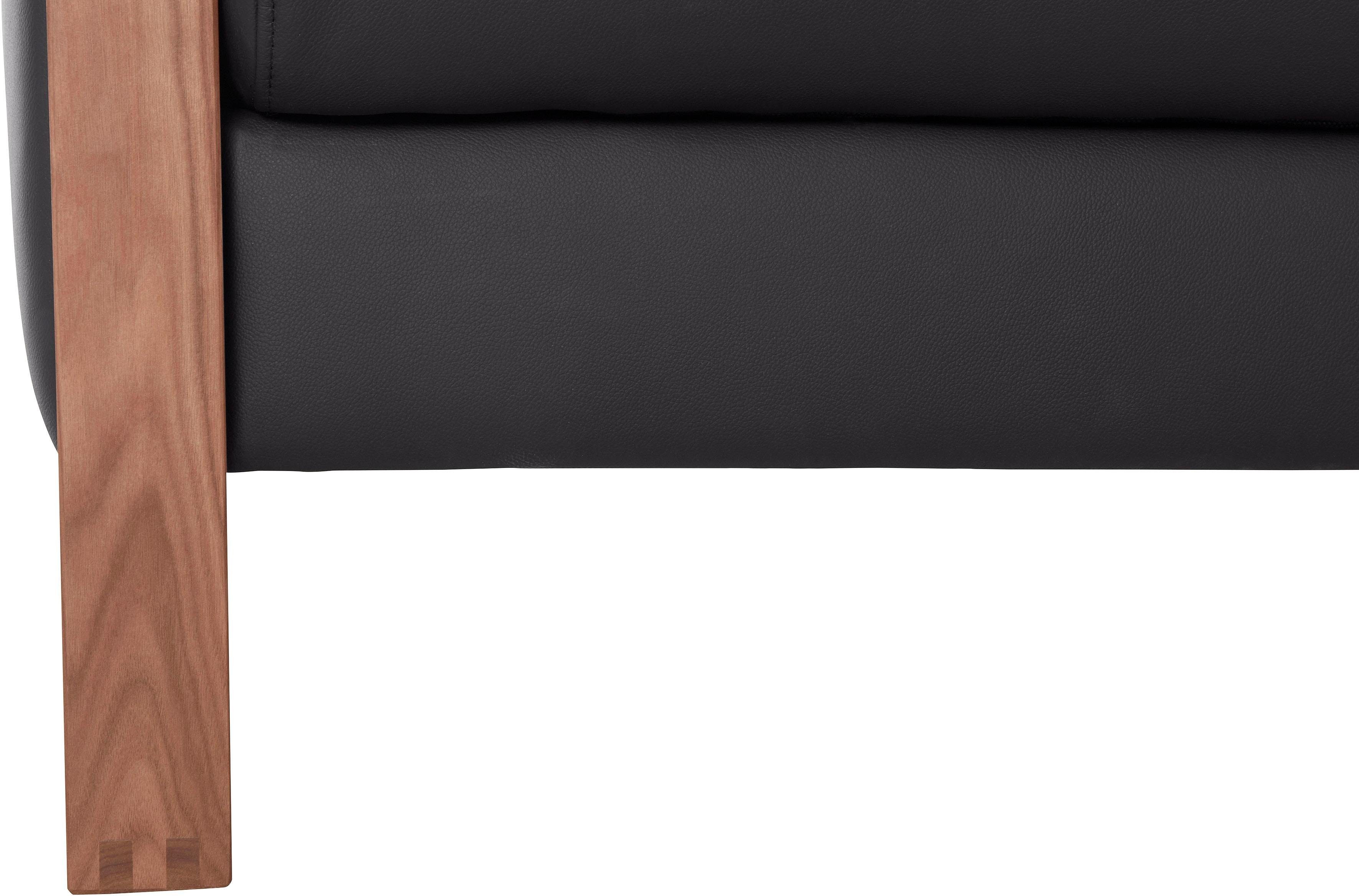 W.SCHILLIG 2,5-Sitzer finn, German Design Award 2016, Fußgestell Nussbaum natur, Breite 230 cm