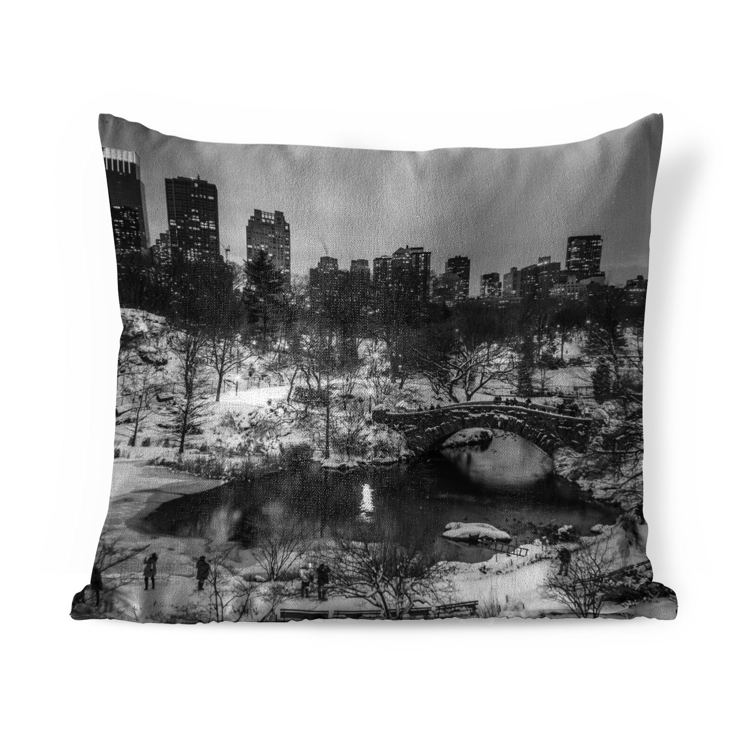 MuchoWow Dekokissen Winter im Central Park, New York - schwarz und weiß, Zierkissen mit Füllung für Wohzimmer, Schlafzimmer, Deko, Sofakissen