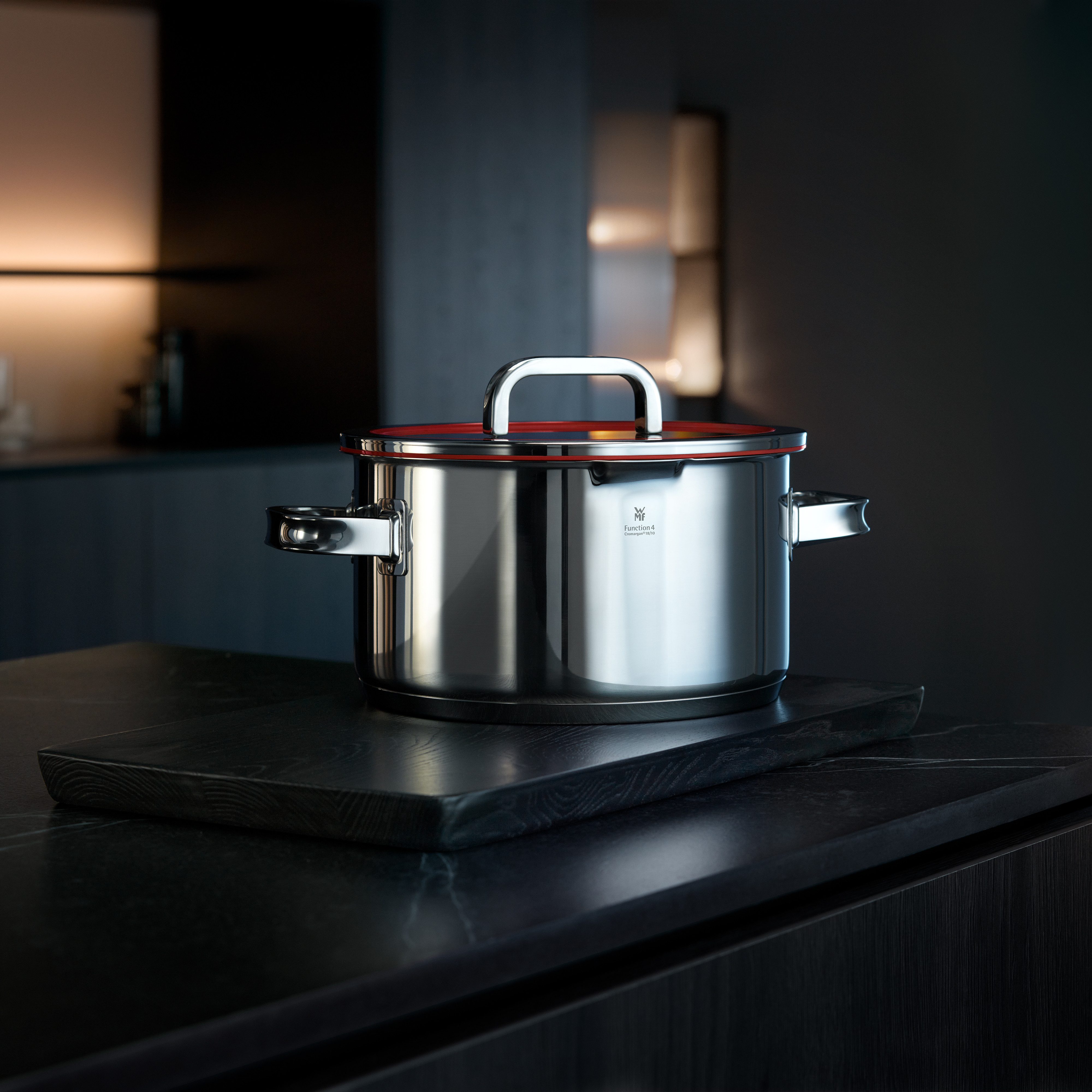 WMF Fleischtopf Function 4, Cromargan® Edelstahl Rostfrei 18/10 (2-tlg), wärmereduzierende Griffe, mit 4 Abgießfunktionen, Innenskalierung