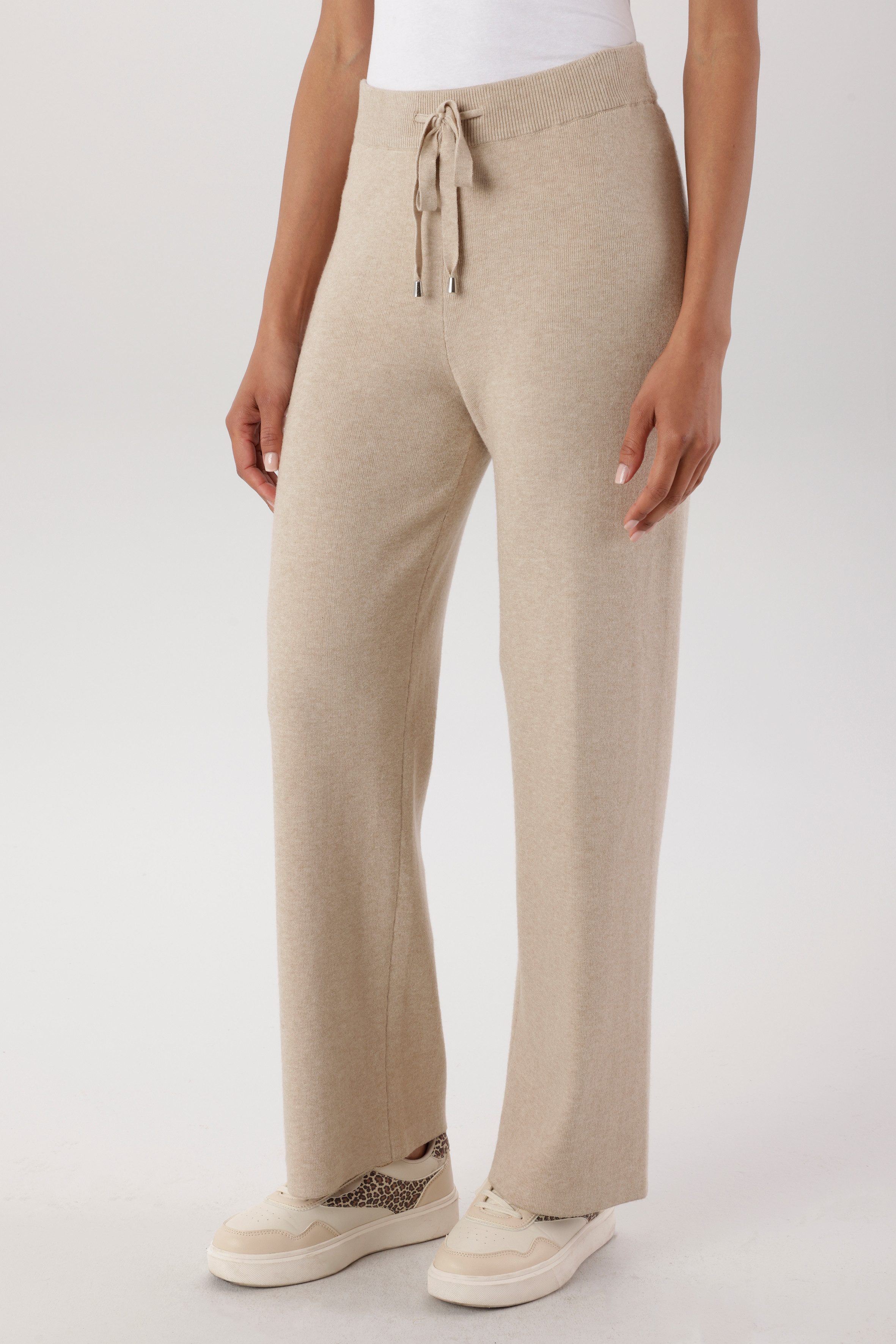 Aniston SELECTED Strickhose in weicher, trageangenehmer Strickqualiät - NEUE KOLLEKTION. € 39,99, (€ 39,99 pro 1 Stk).