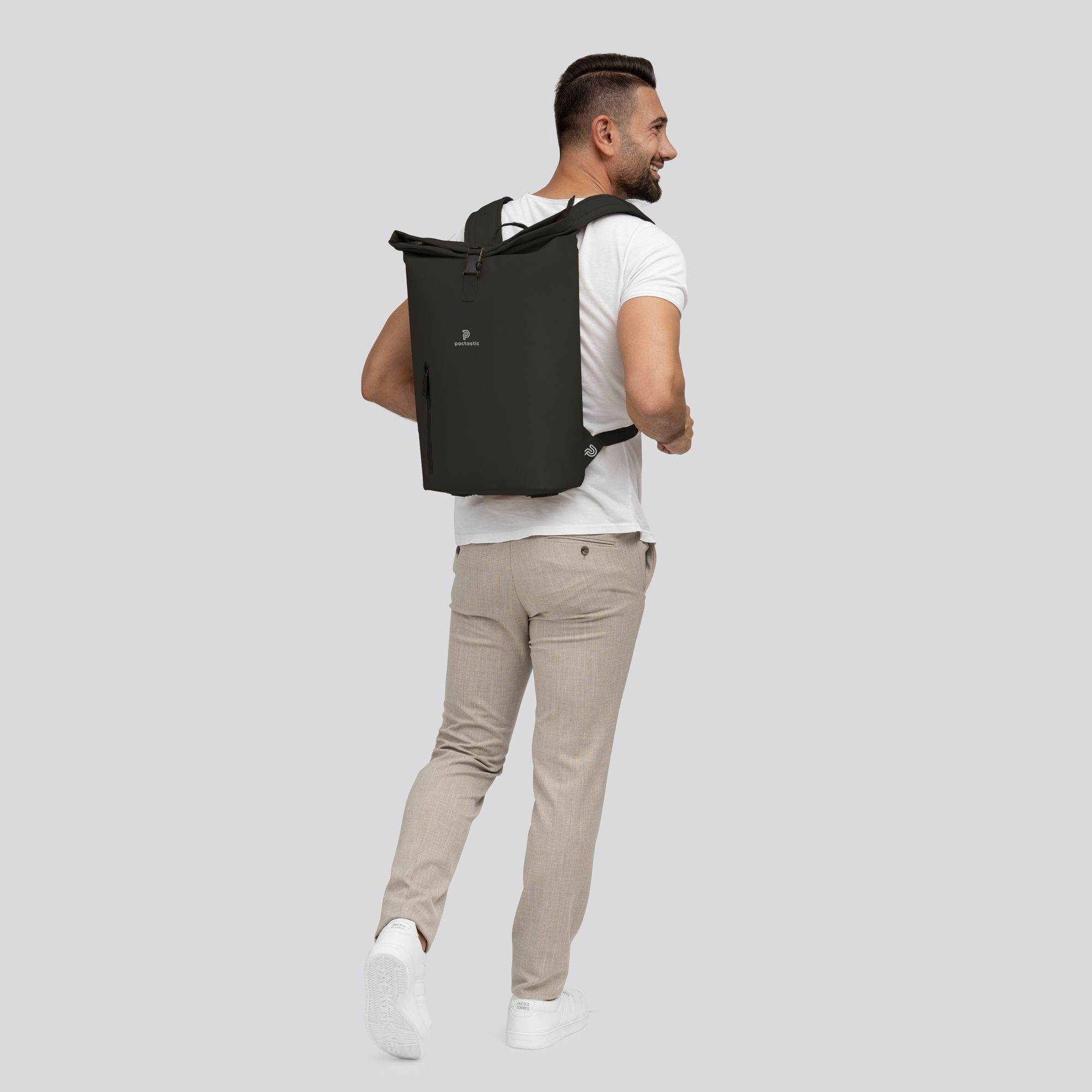 Pactastic Daypack Urban Tech-Material Collection, black Veganes