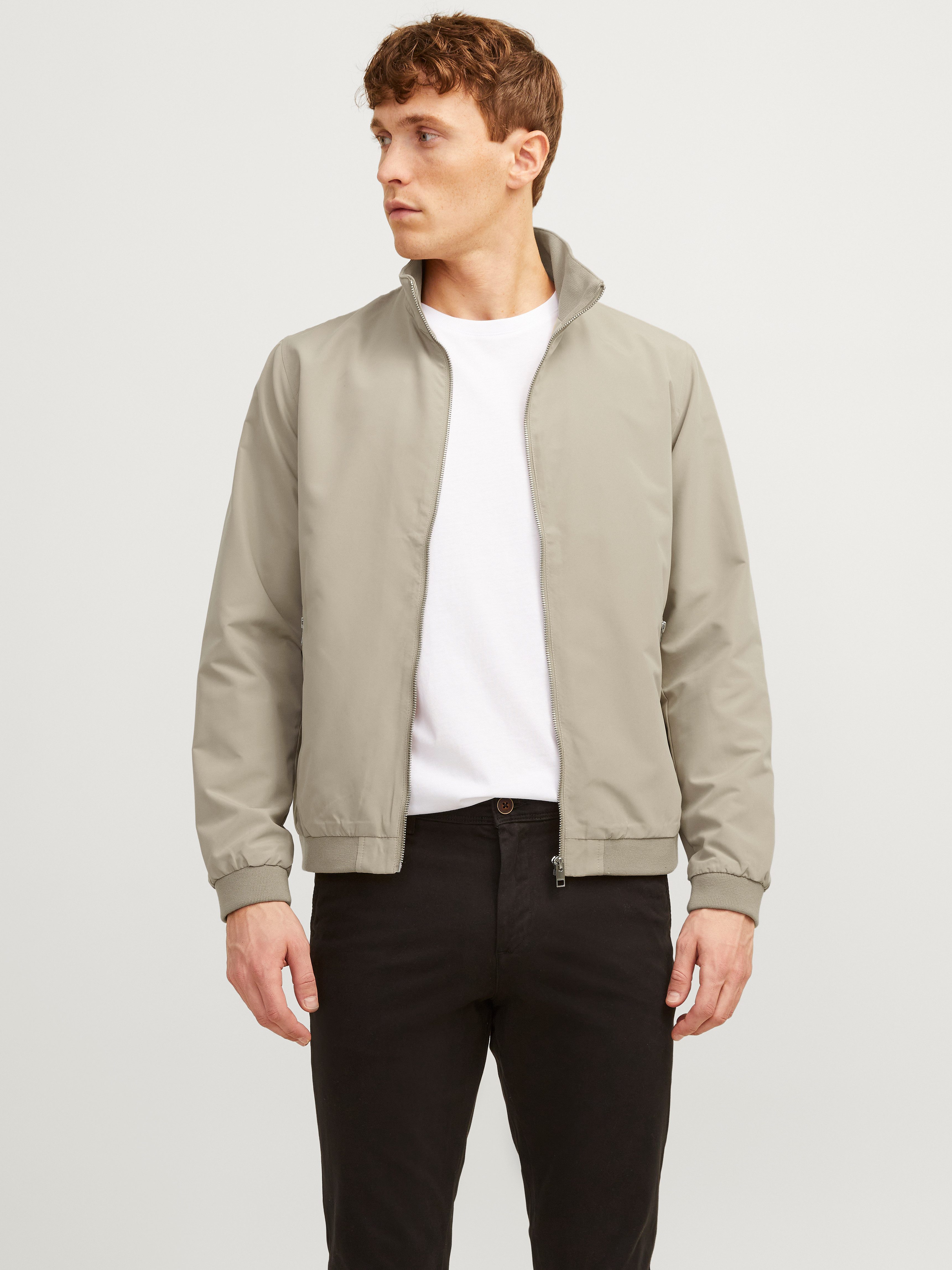 Jack & Jones Blouson JJERUSH Stylisch, funktional, ideal für Herbst, pflegeleicht mit stylischem Stehkragen