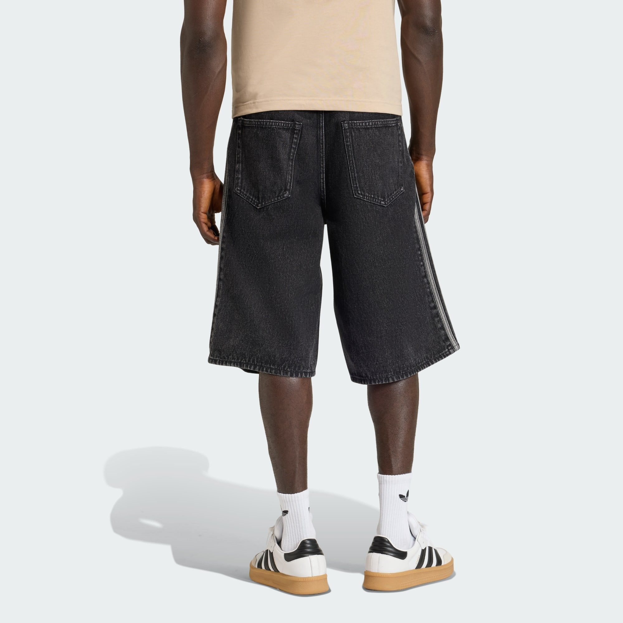 adidas Originals Jeansshorts FIREBIRD ADICOLOR JEANS-SHORTS (1-tlg)