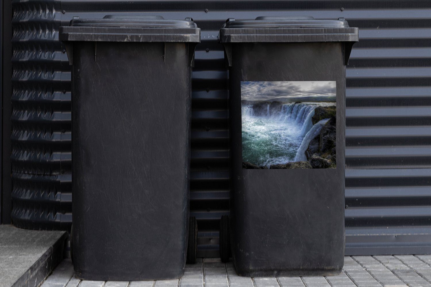 - Wasserfälle Wandsticker Container, Island Blau Abfalbehälter St), Mülleimer-aufkleber, MuchoWow (1 - Mülltonne, Sticker,