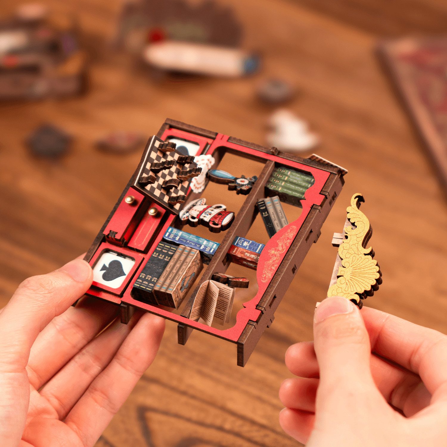 Robotime Buchstütze Robotime Alice Adventure Book Nook Diorama günstig online kaufen