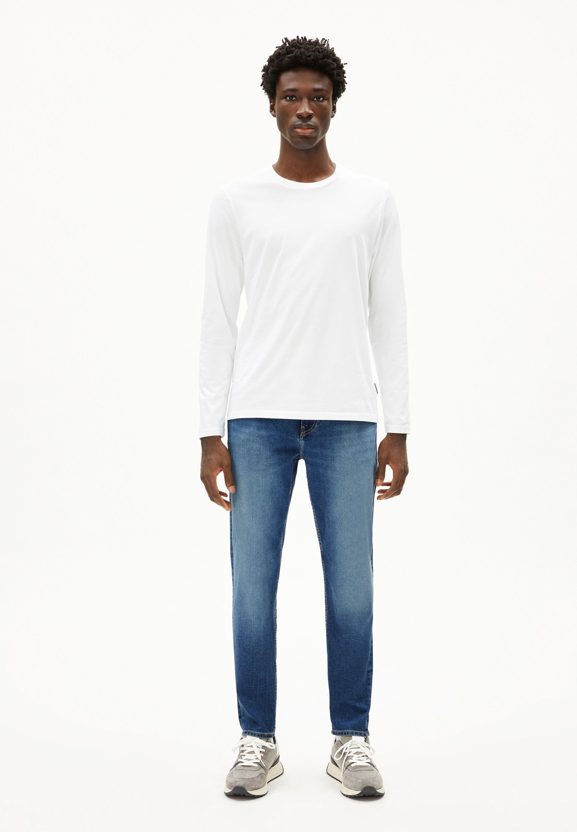 Armedangels Tapered-fit-Jeans AARJO TARPA (Comfort-Stretch, Regular Fit) Mid waist