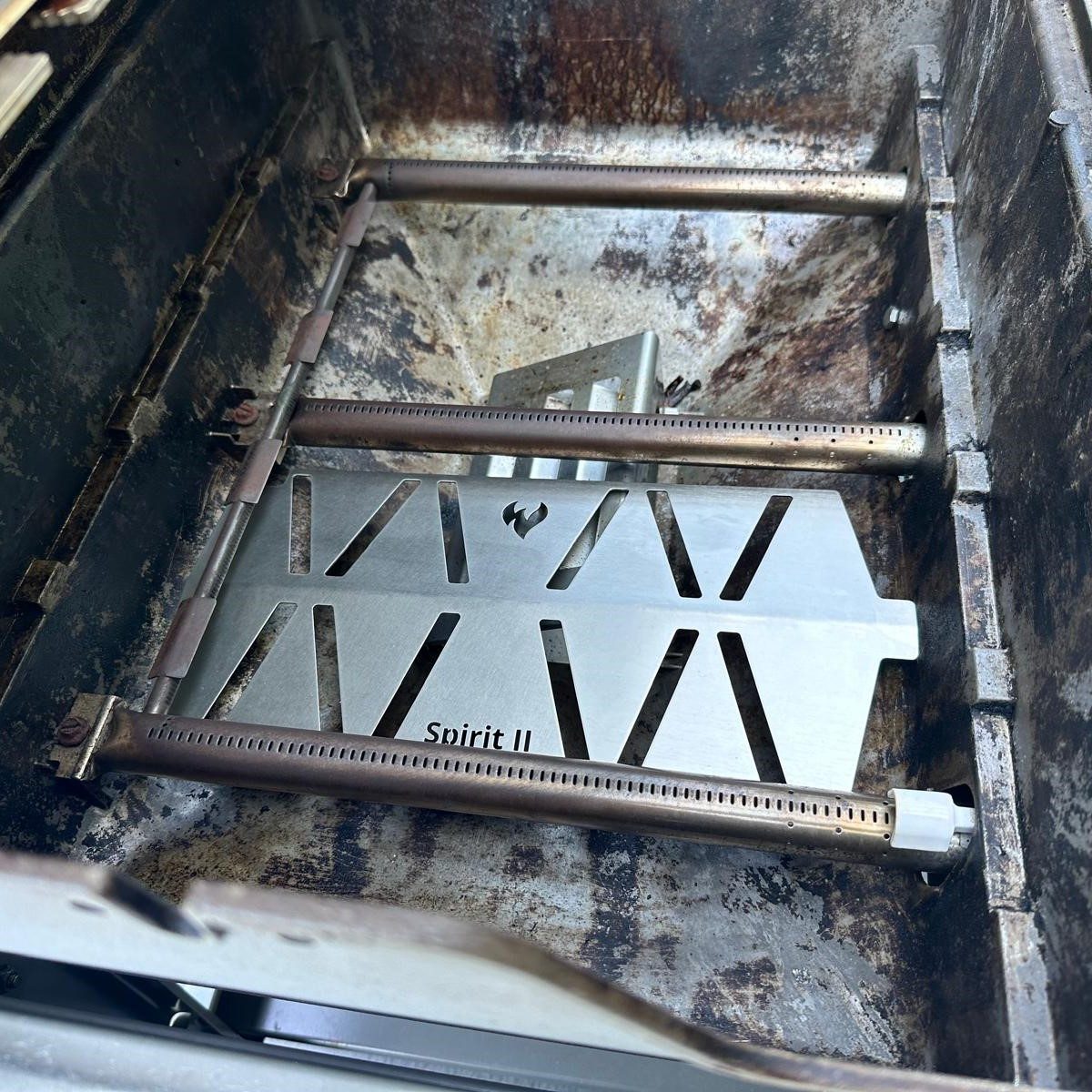 Grillrost.com BBQ Grillrost BBQ Hitzereflektor Weber Spirit 2 200er und 300er Serie, Made in Germany